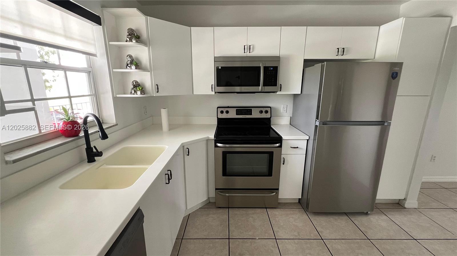Property photo # 2