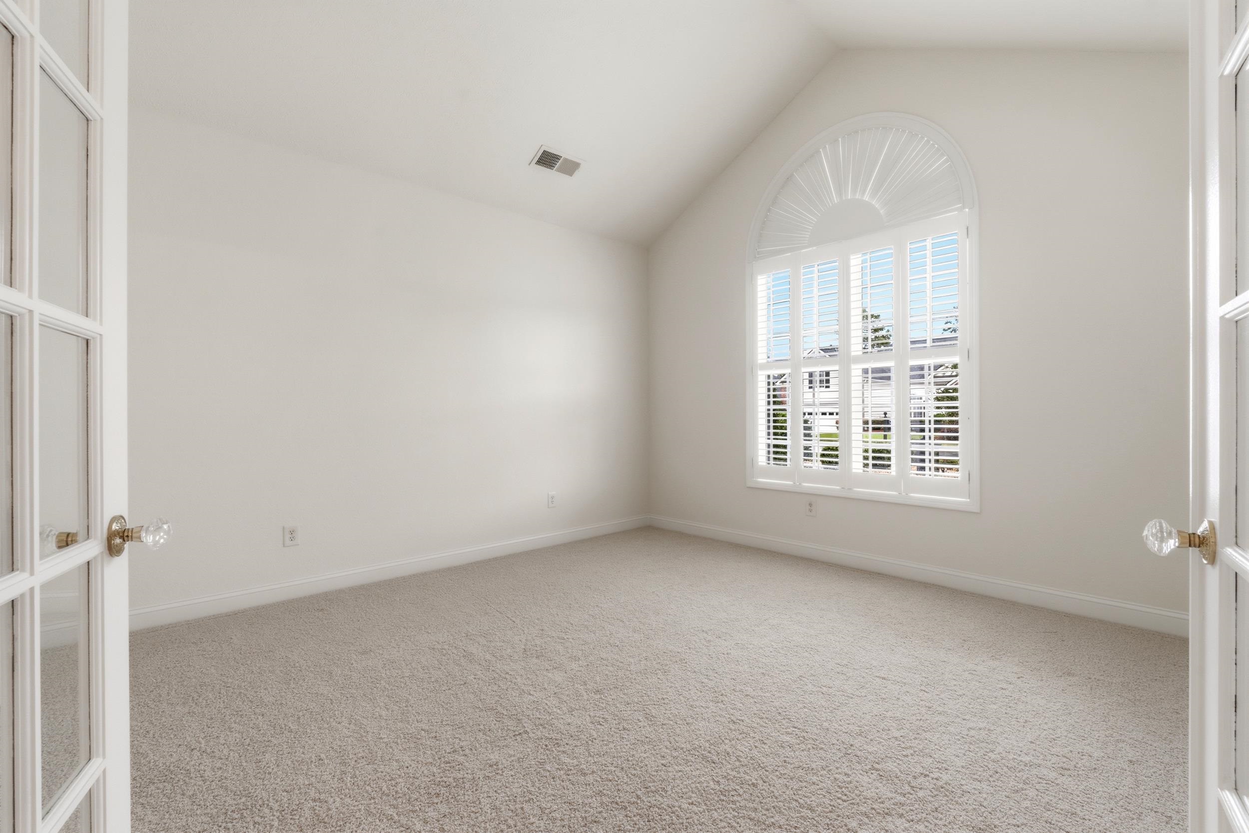 2613601 | Photo 27