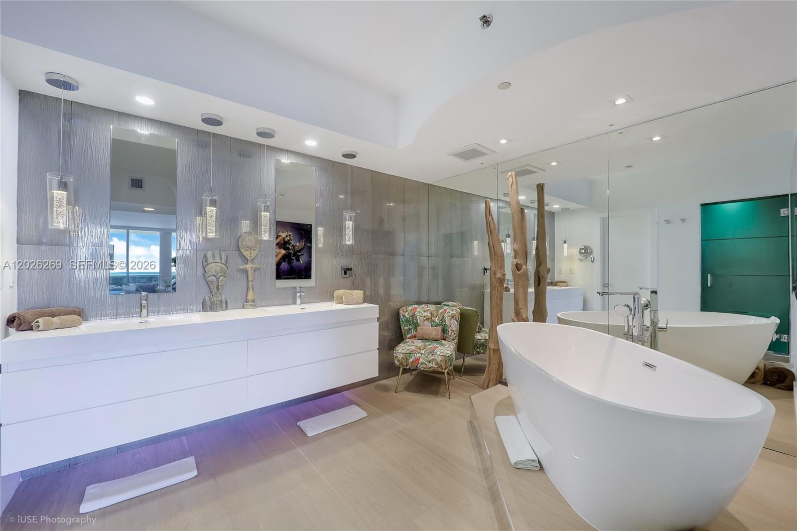 Property photo # 2