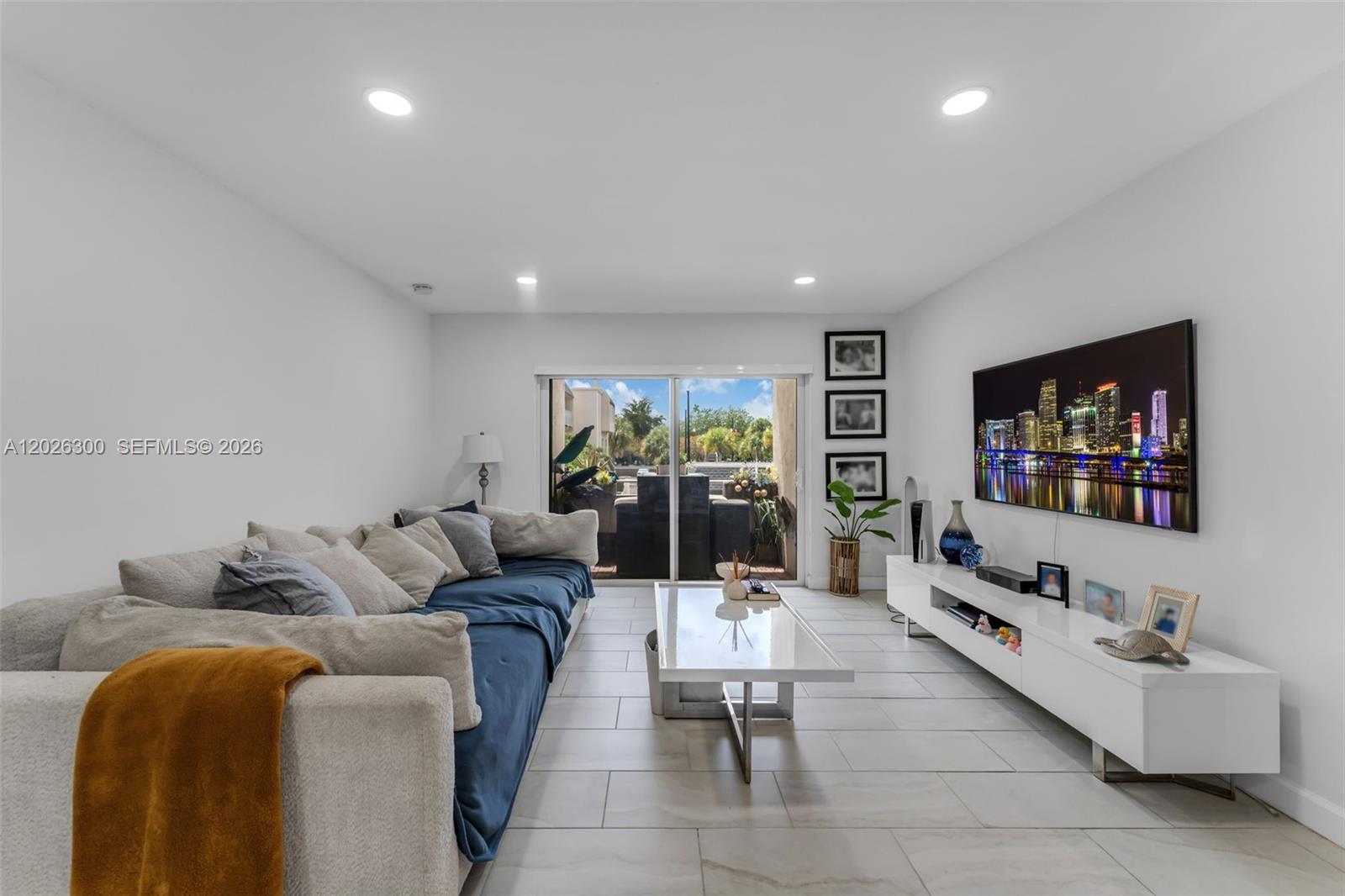 Property photo # 6