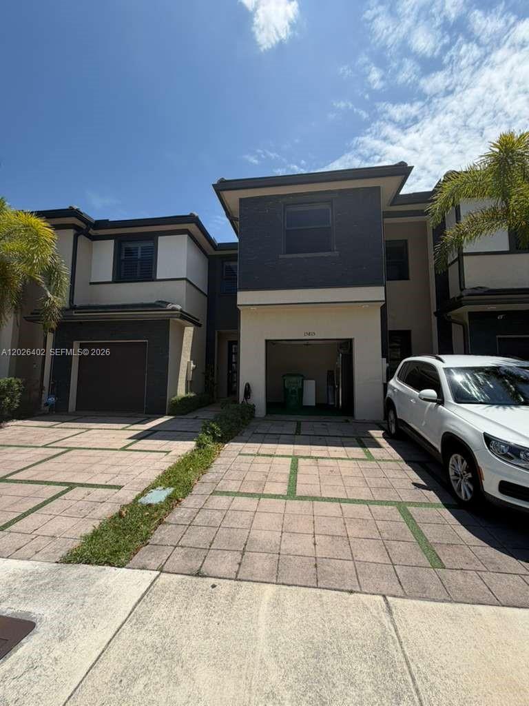 Property photo # 0