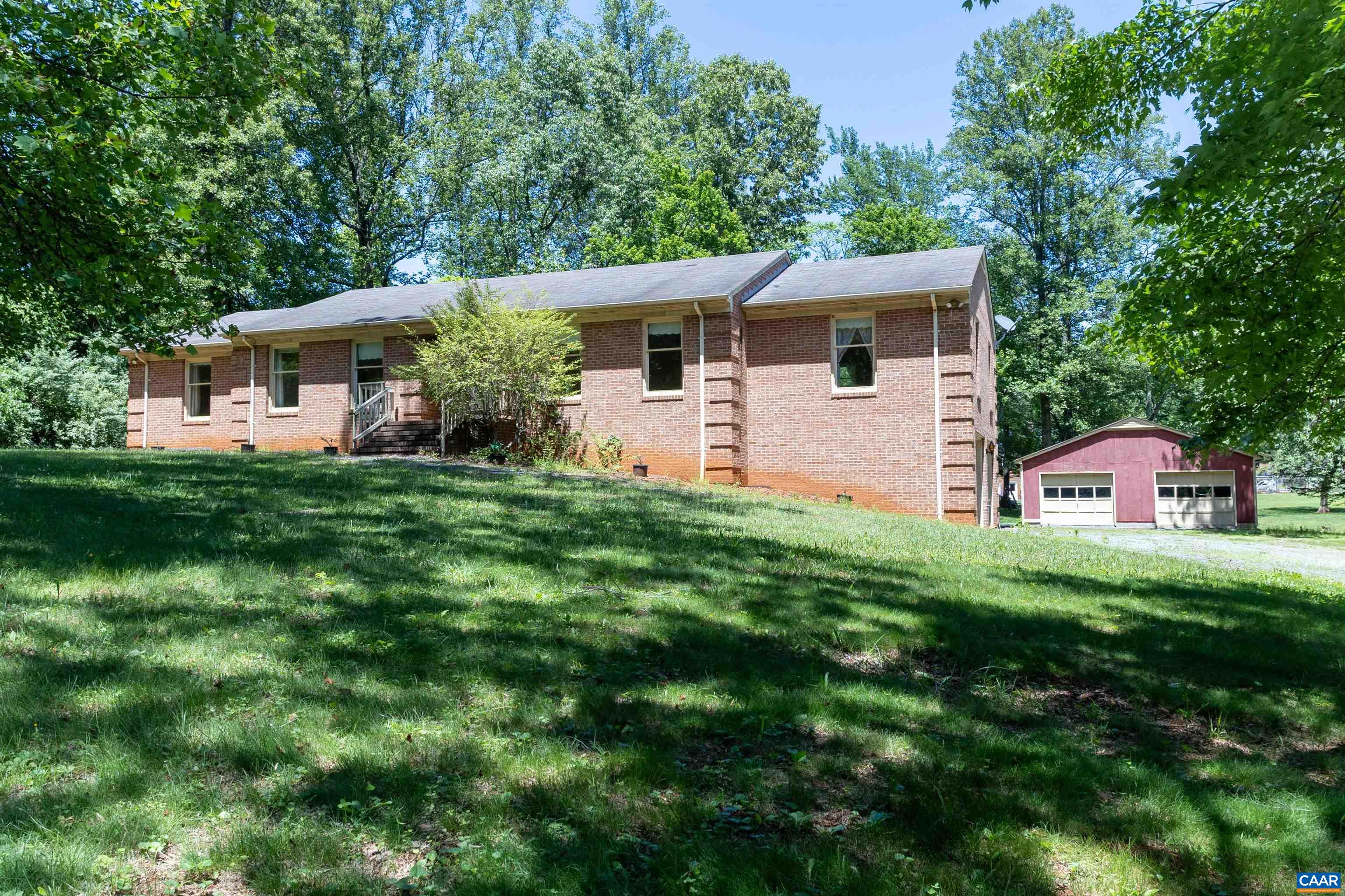 570 FORREST RD, Charlottesville, VA 22902