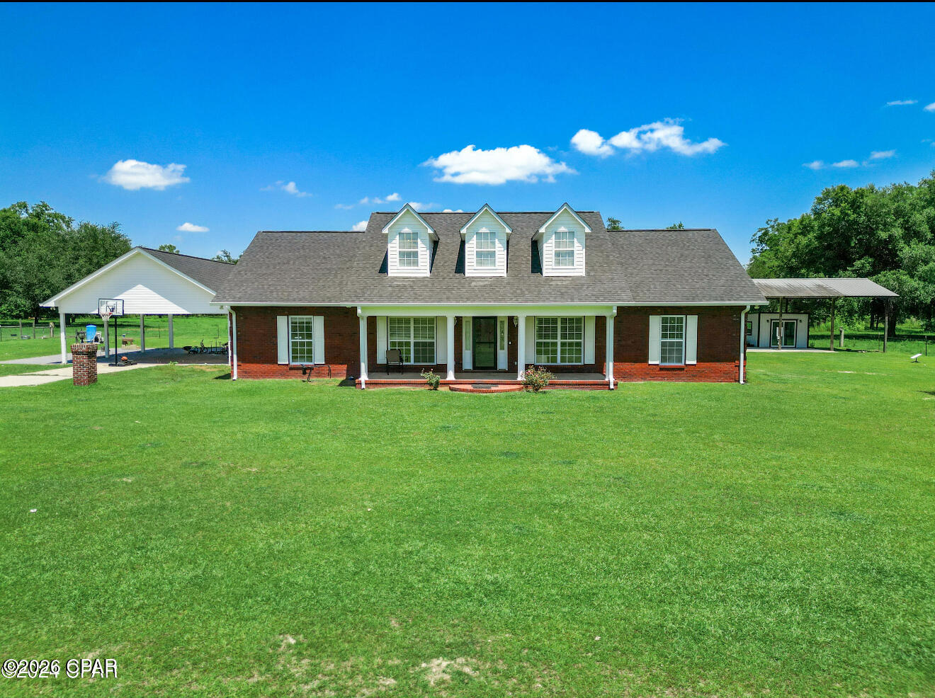3172 Sandridge Church Road, Sneads, FL 32460
