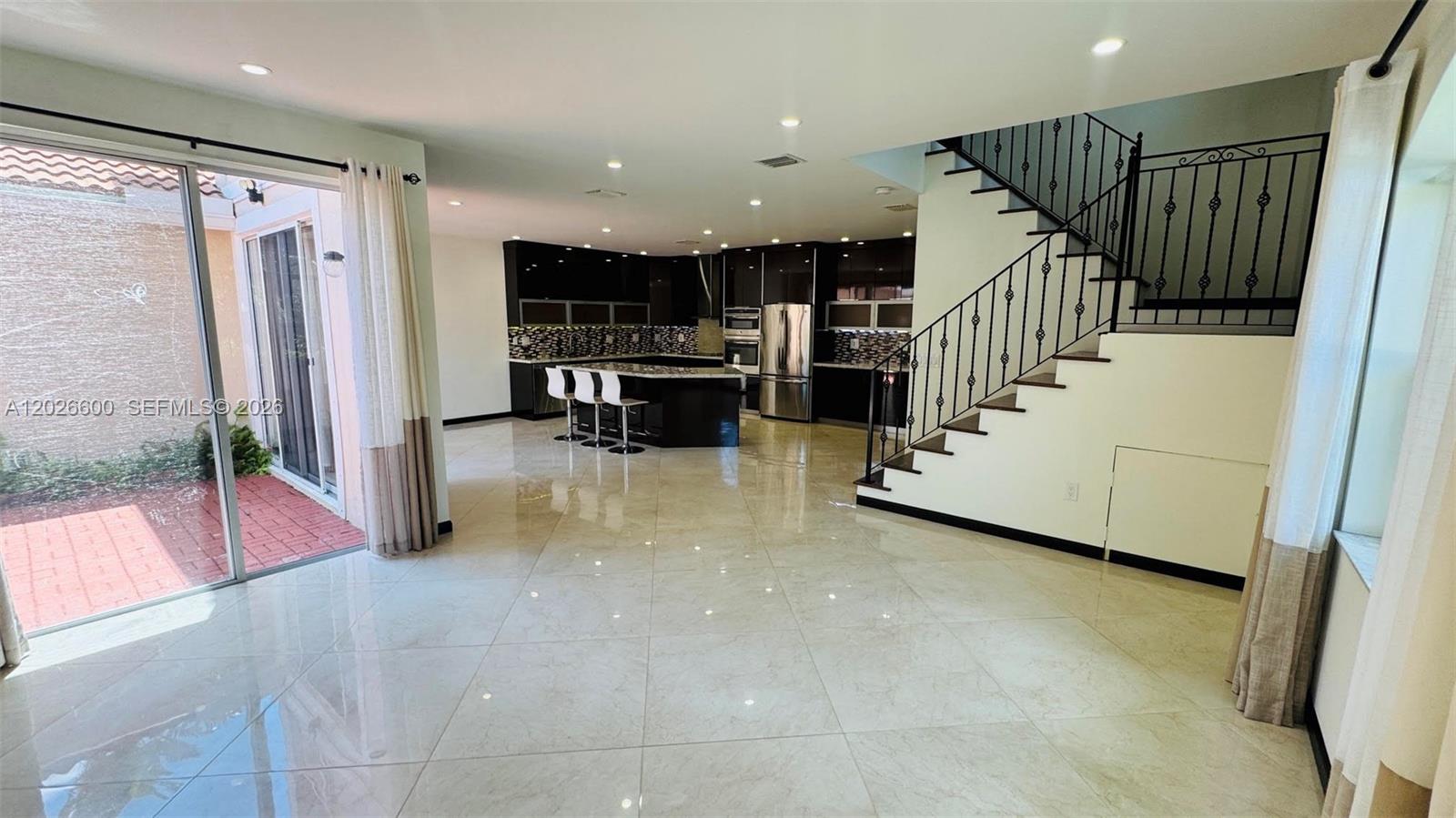 Property photo # 7