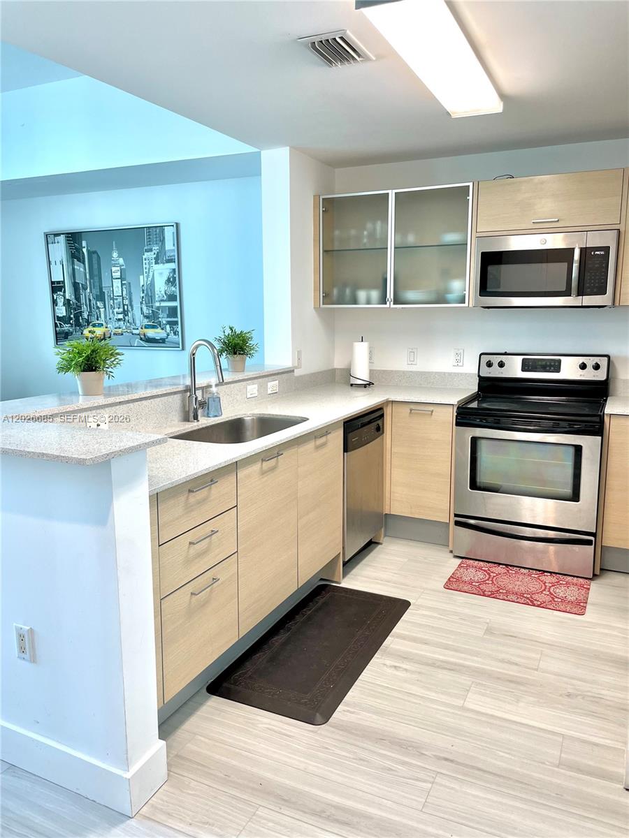 Property photo # 4