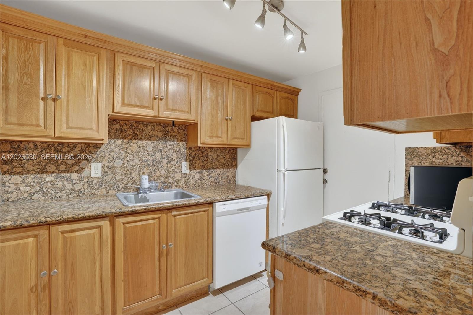 Property photo # 7
