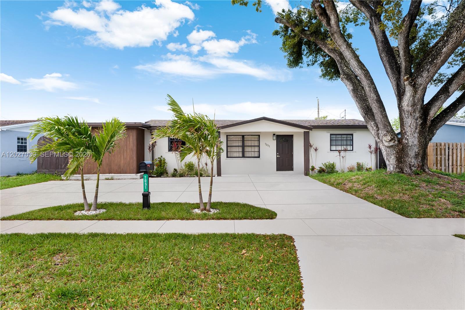 Homes for sale in Hollywood, FL | 7051 Tyler St, Hollywood, FL 33024 | MLS# A12027039