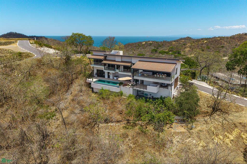 4 bed Single Family Homes For Sale in Tamarindo, Guanacaste - 1