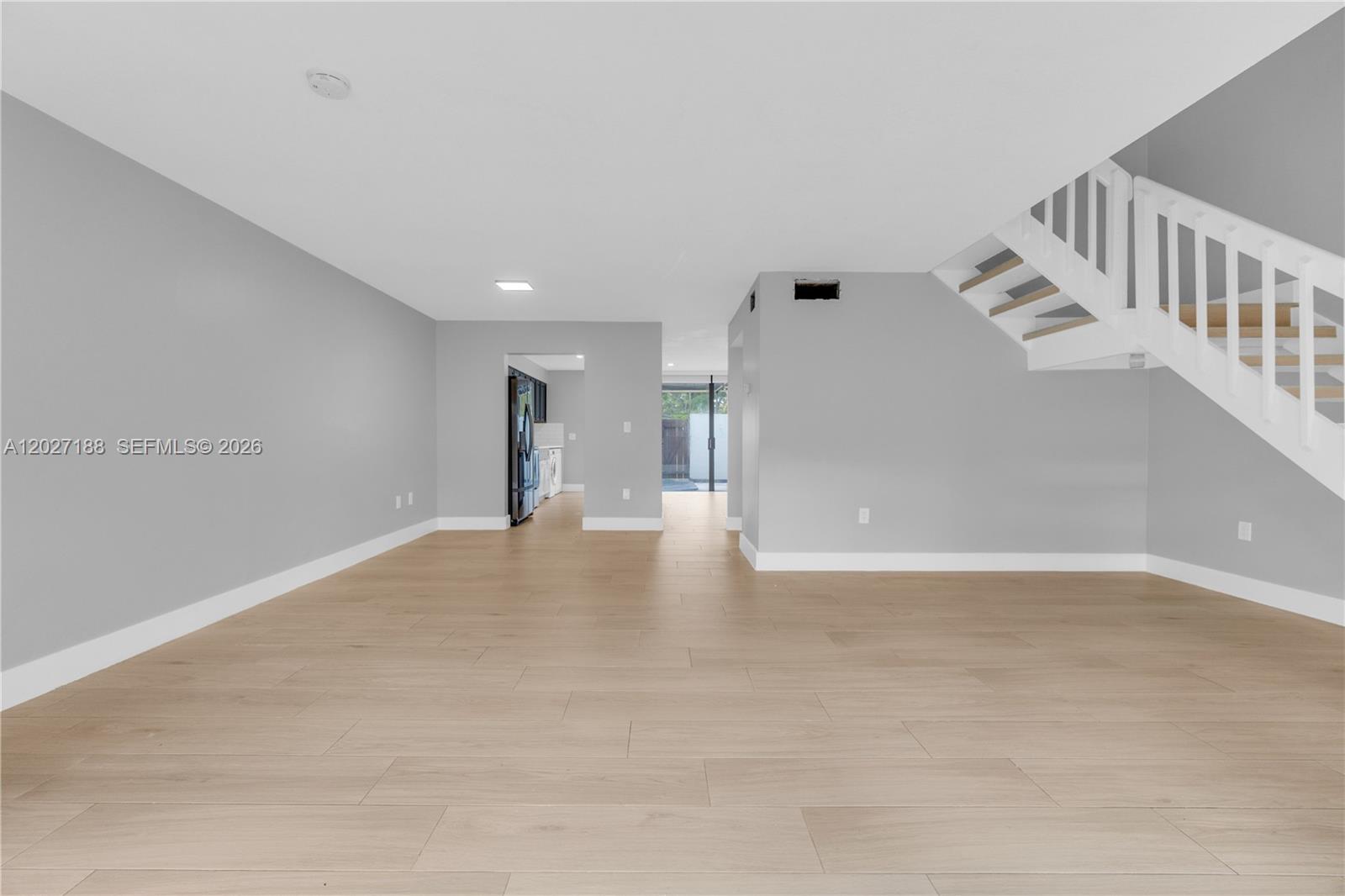 Property photo # 9