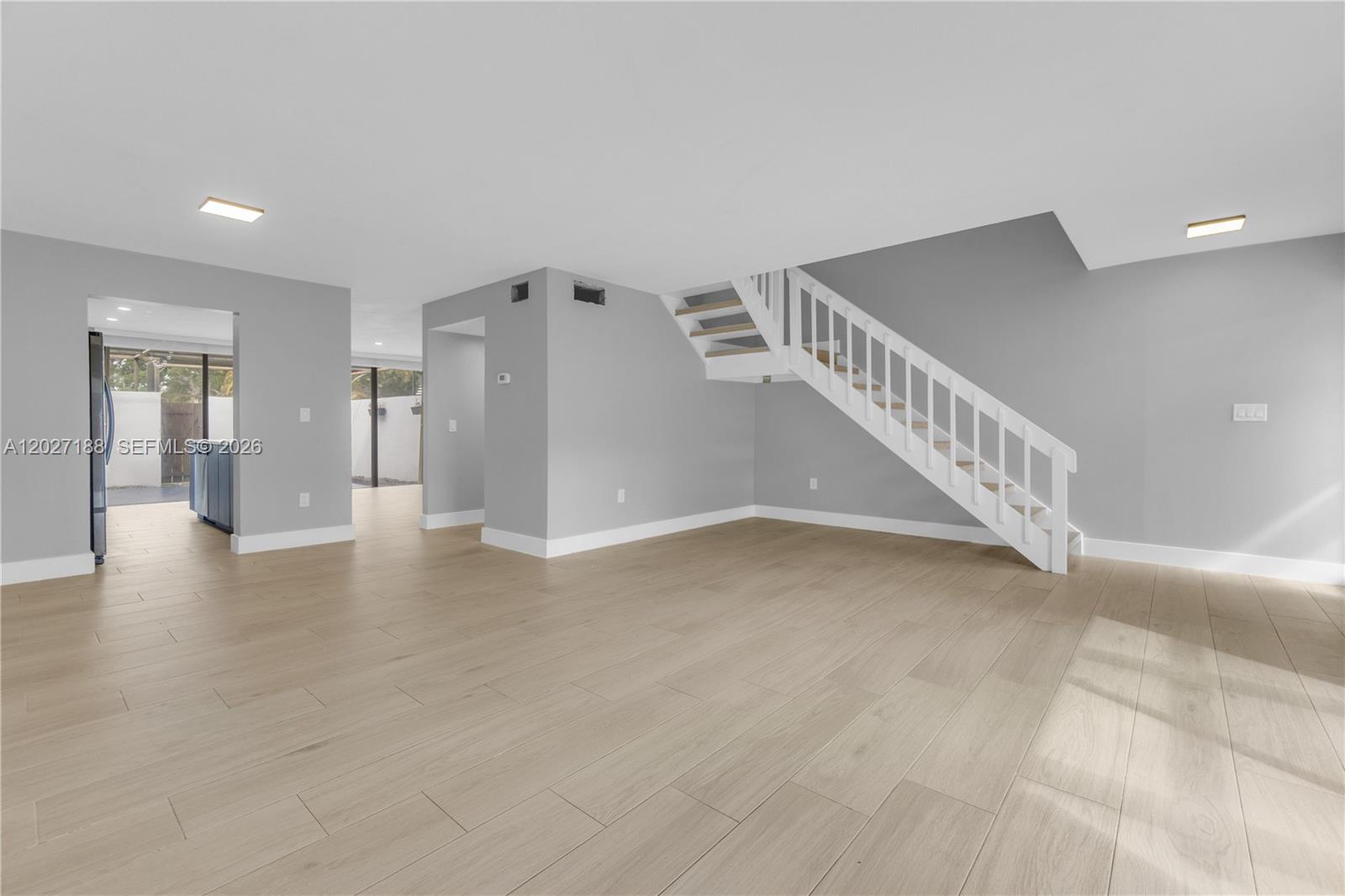 Property photo # 6
