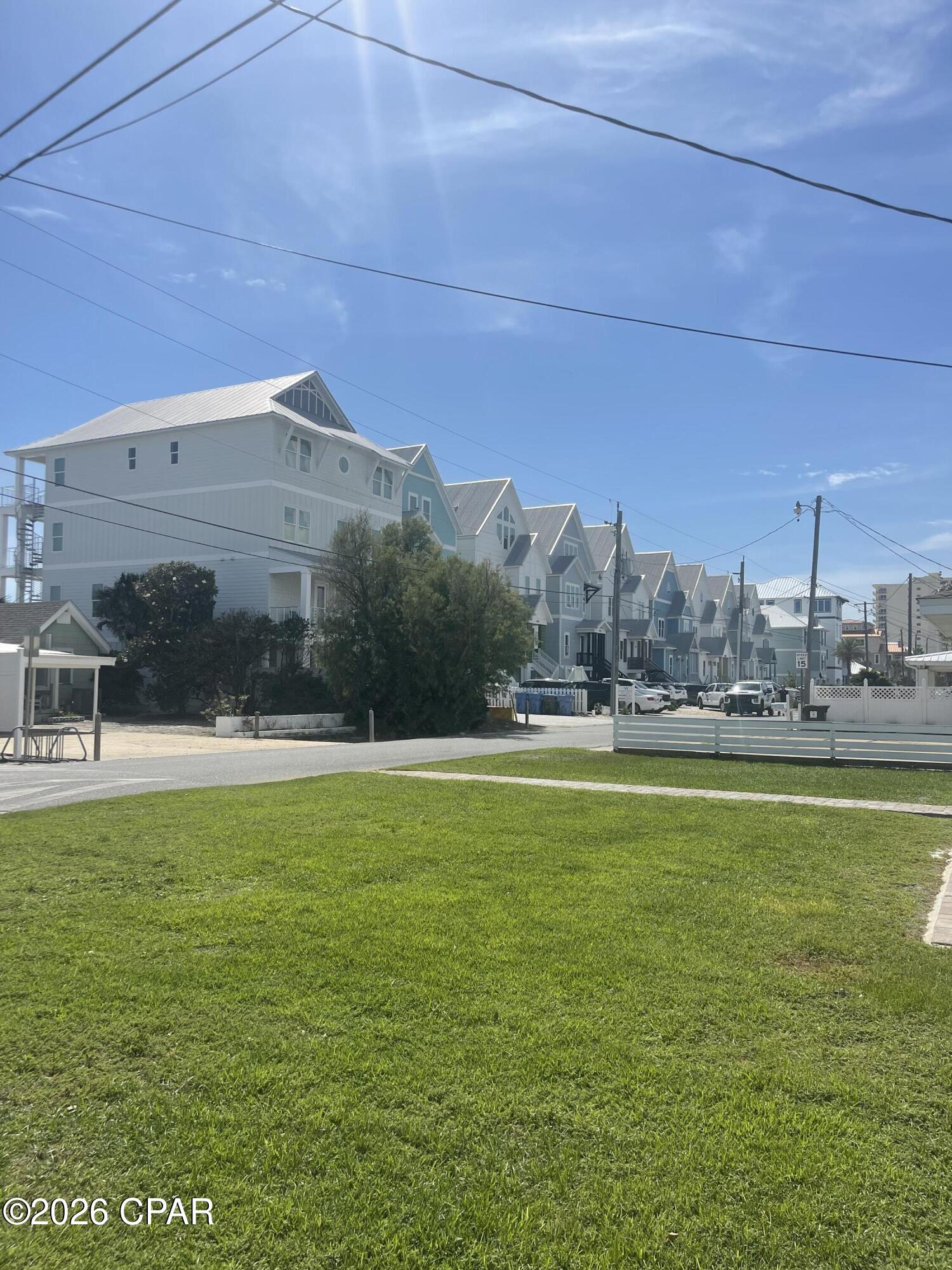 Photo 3 of Sale Pending at 8301 Surf Dr, Panama City, FL 32408 | MLS# 790541 | Listing updated on 2026-09-19