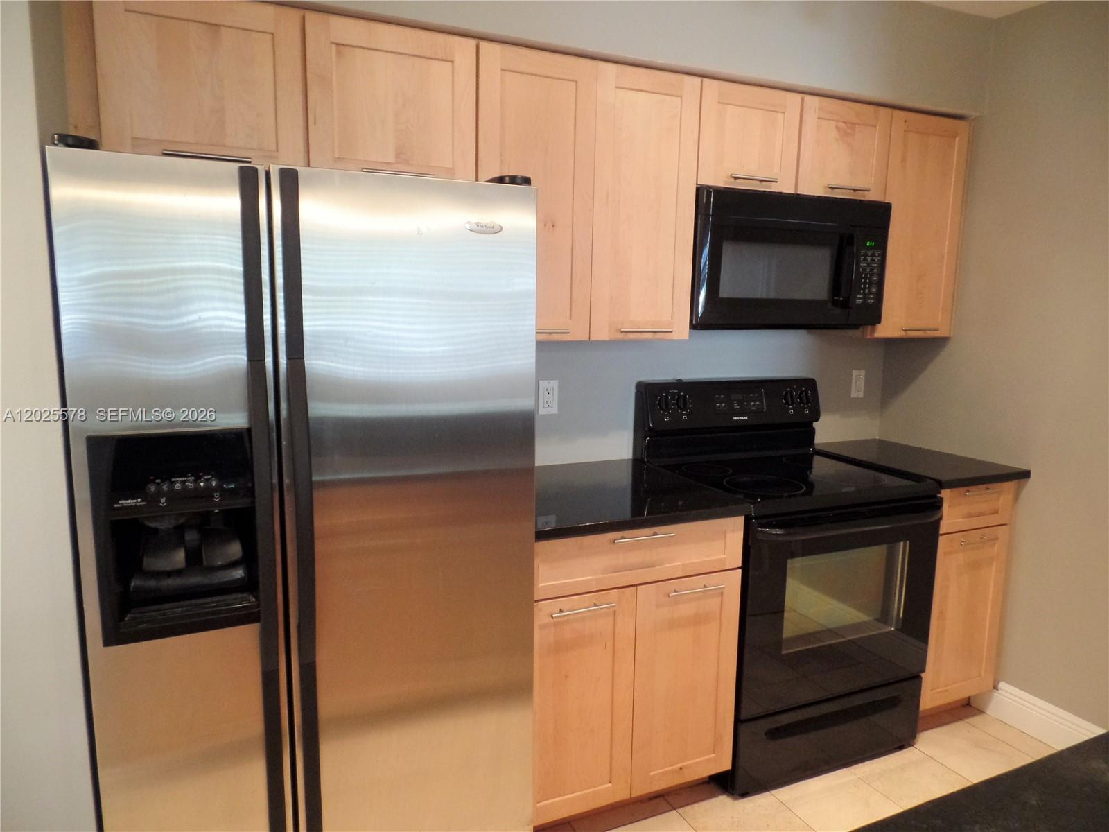 Lakeview Club Condo