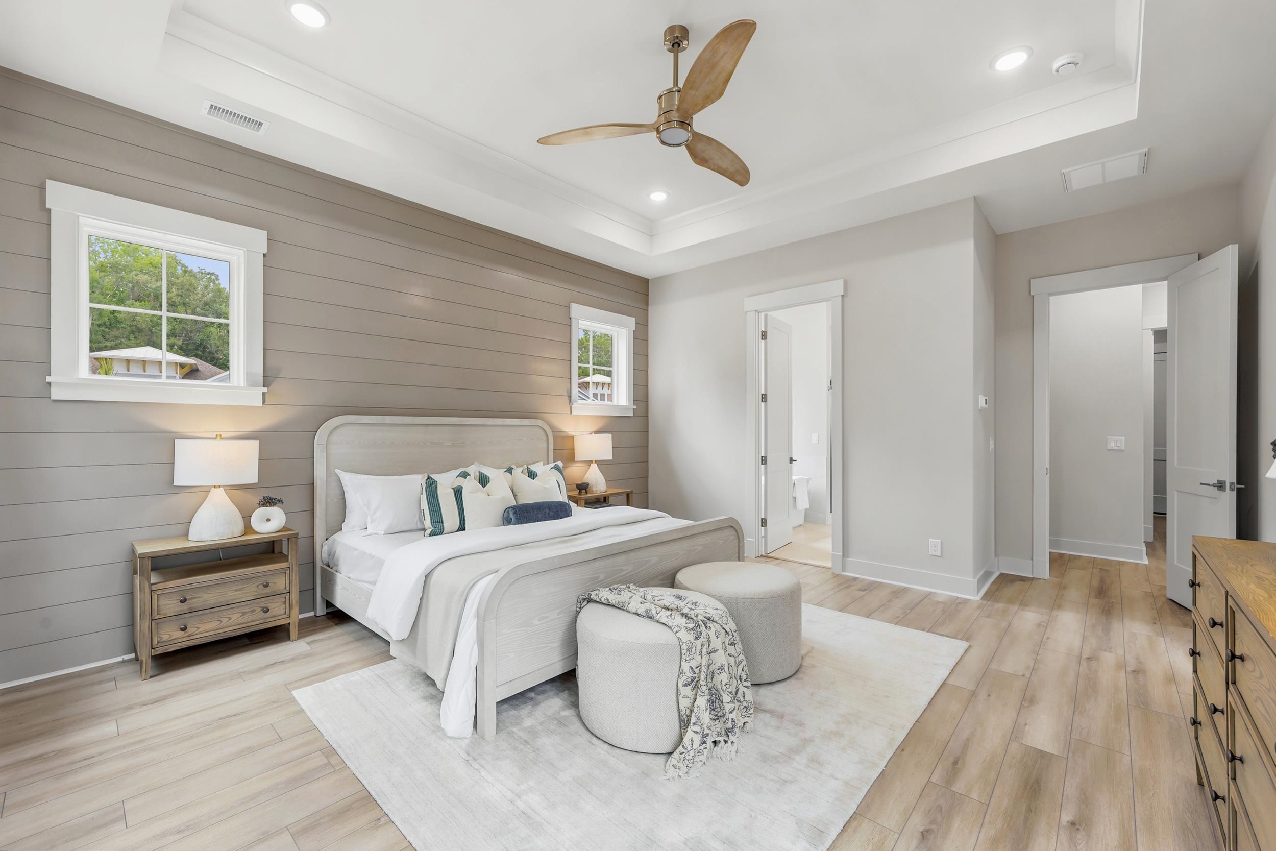 2613818 | Photo 23