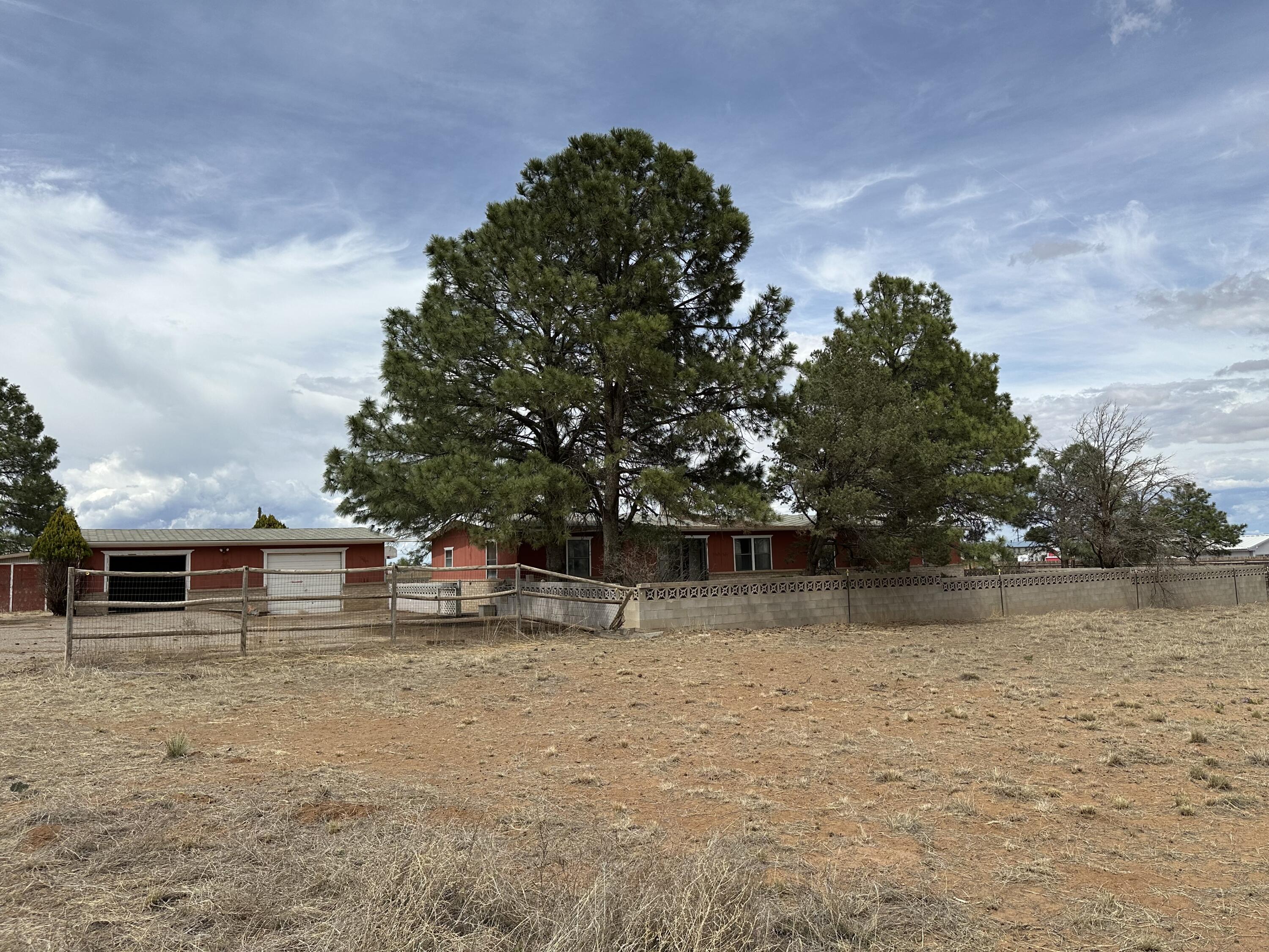 Homes for sale in Edgewood, NM | 169 Church St, Edgewood, NM 87015 | MLS# 1104416