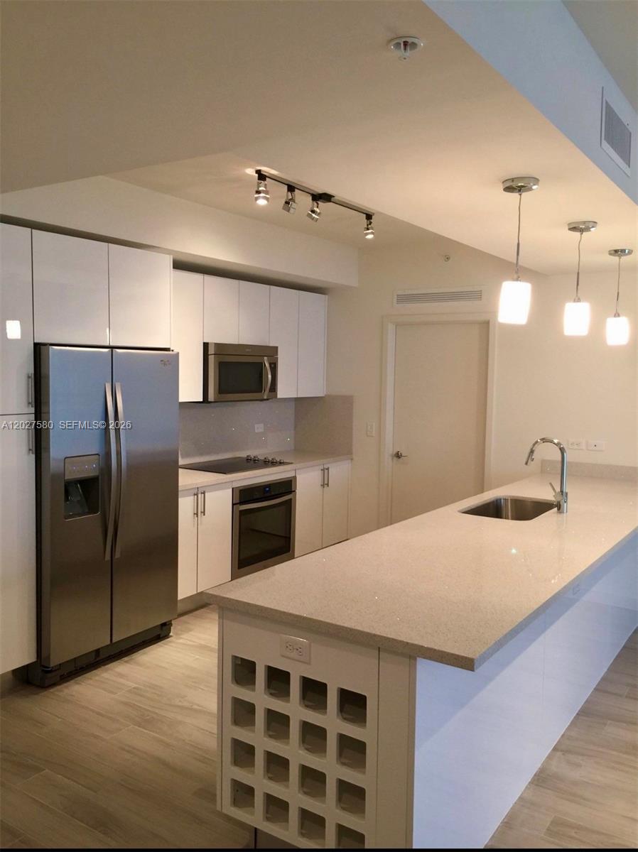 Nine At Mary Brickell Vil