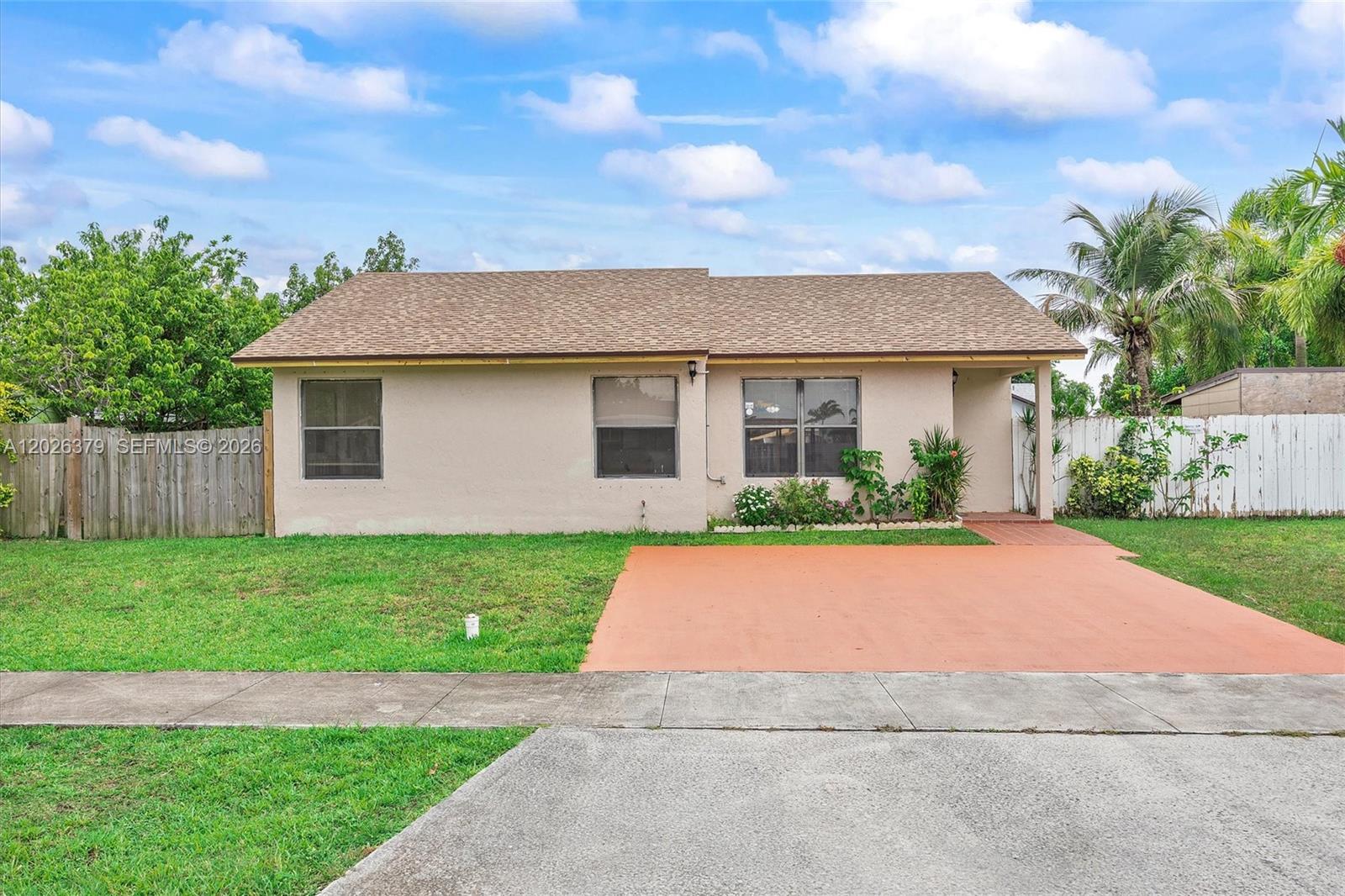 Pine Needles East Homes S