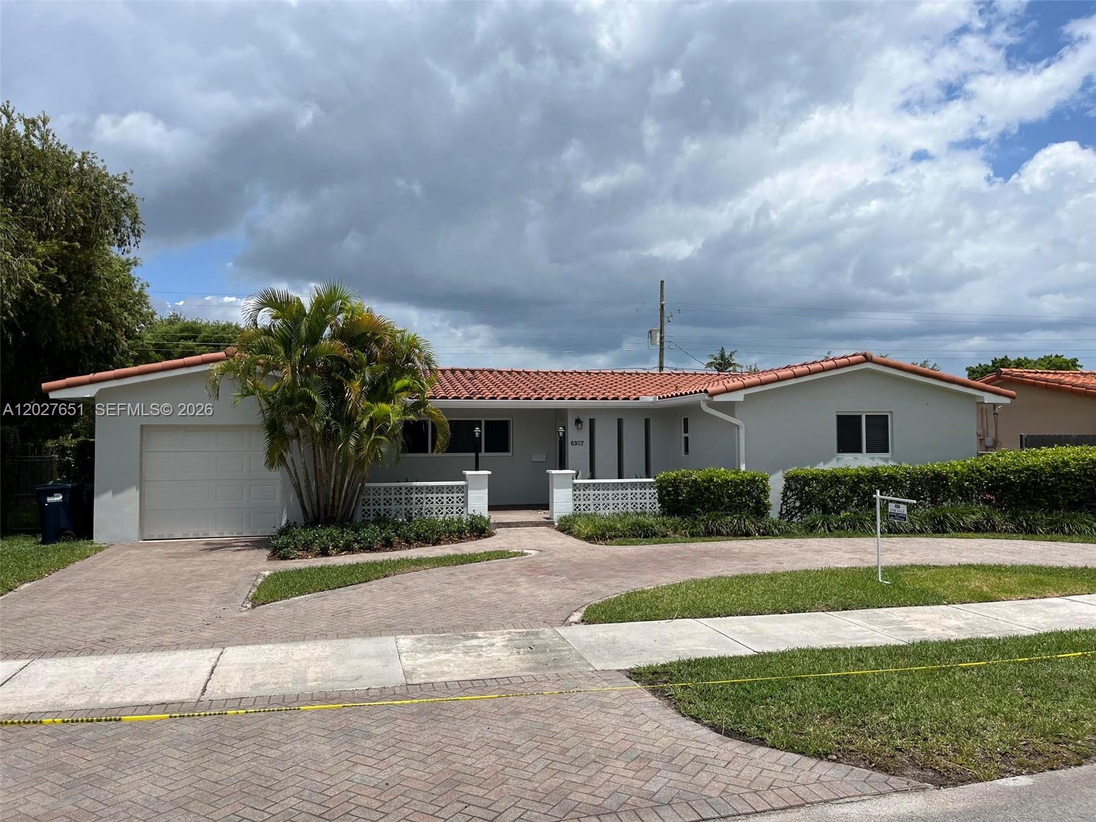 Loladero Estates