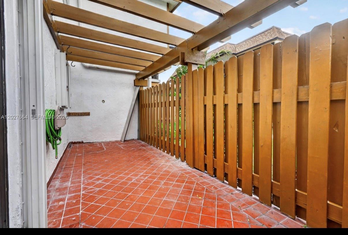 Property photo # 8