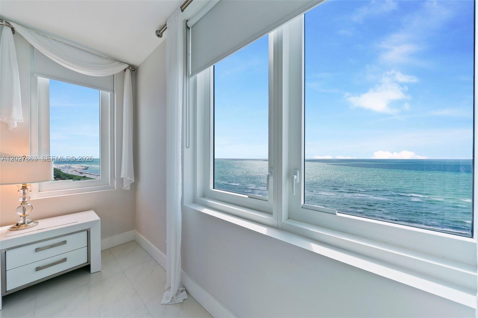 Roney Palace Condo