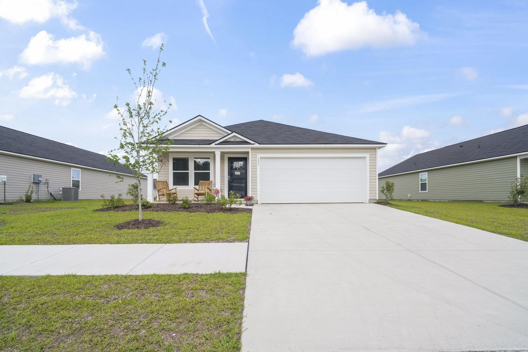 171 Warner Crossing Way Loris, SC 29569