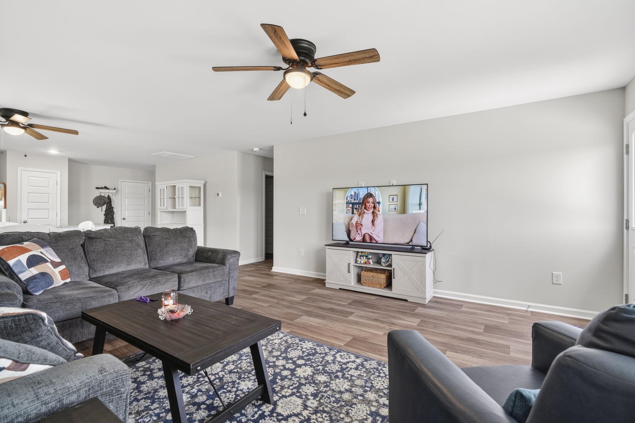 2613874 | Photo 33
