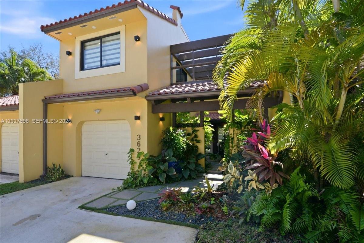 Costa Del Sol Condo P