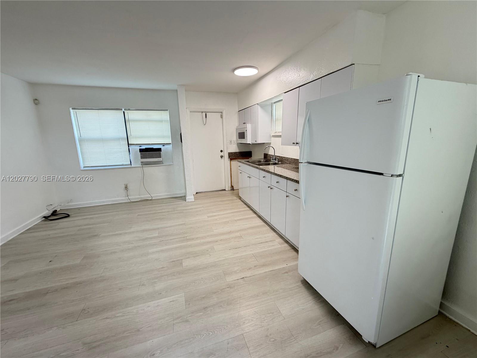 Property photo # 0