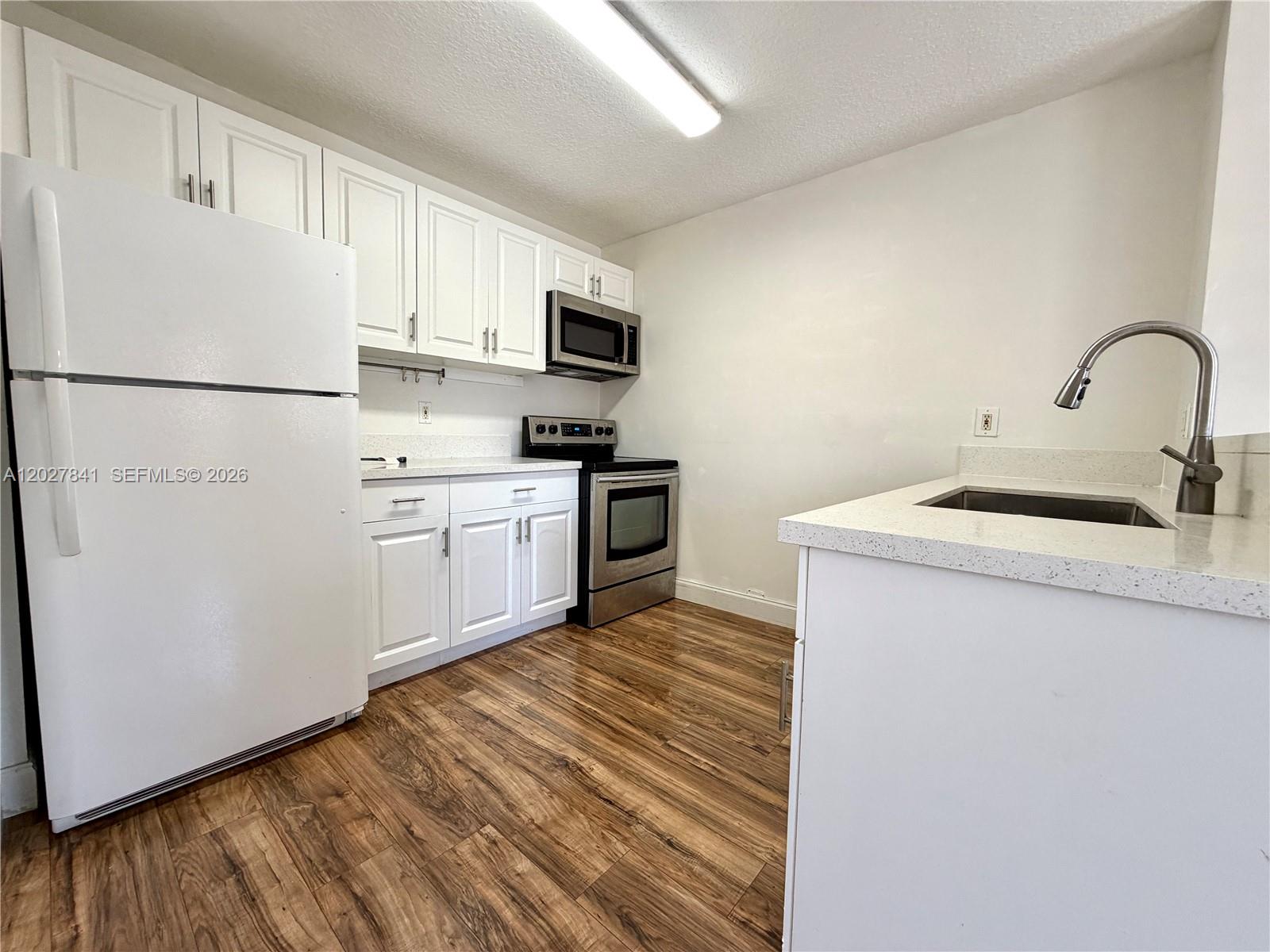 Property photo # 8