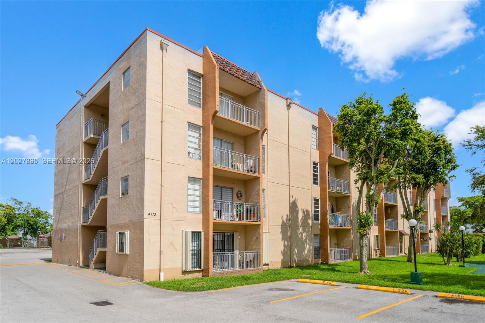 Sunset Villas Condo