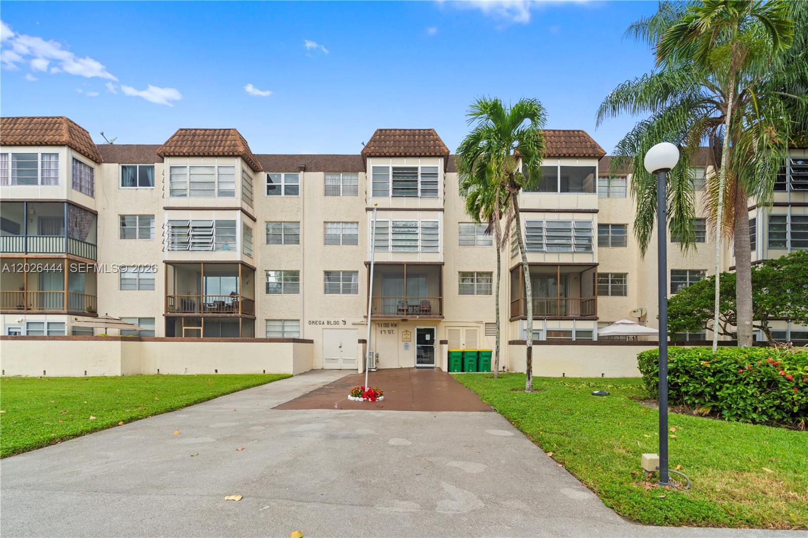 Omega Condo No 3