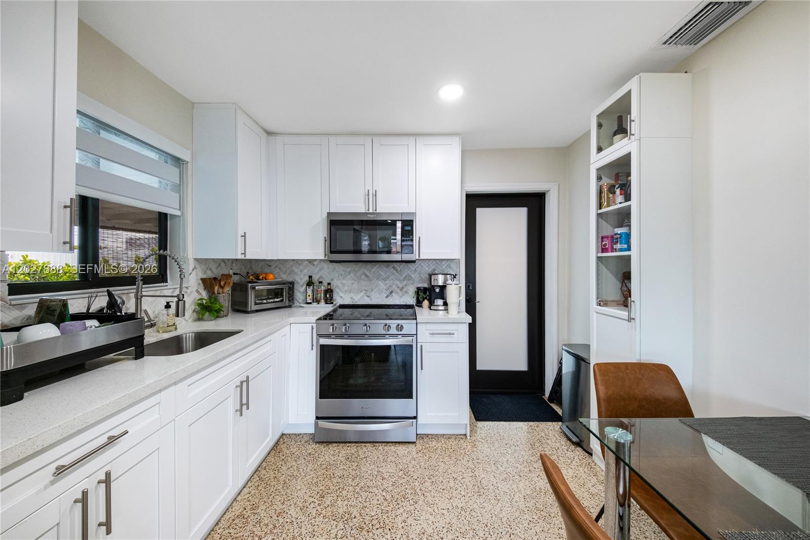 Property photo # 0