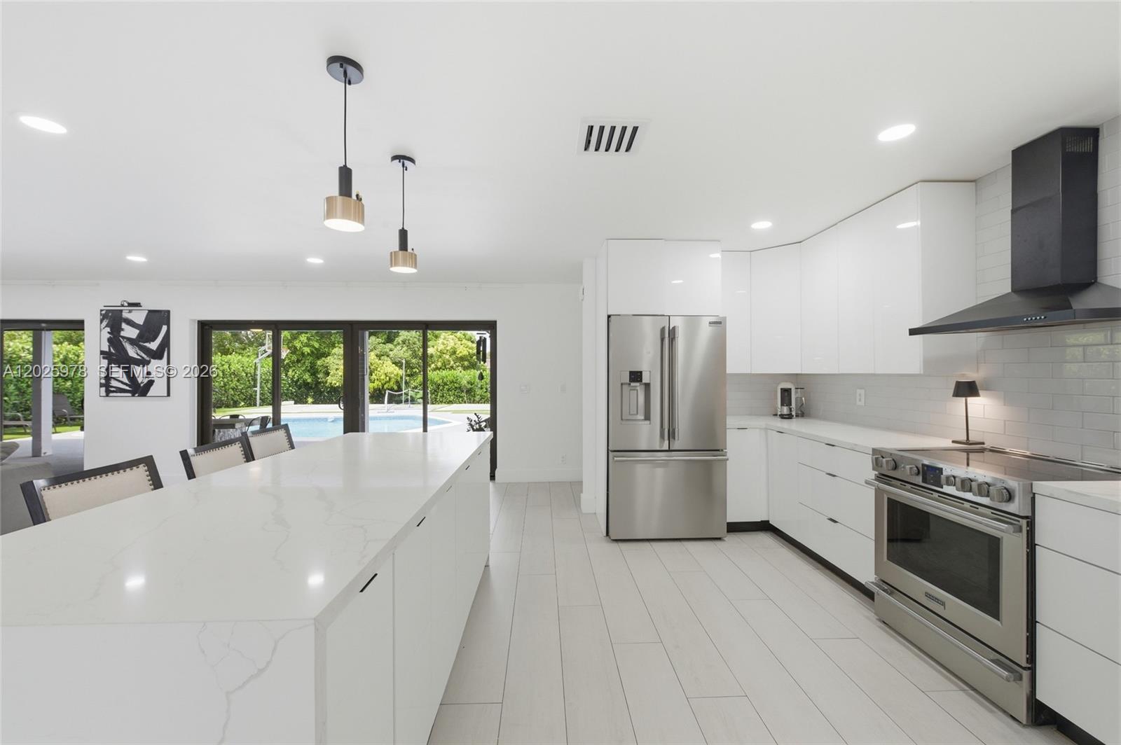 Property photo # 8
