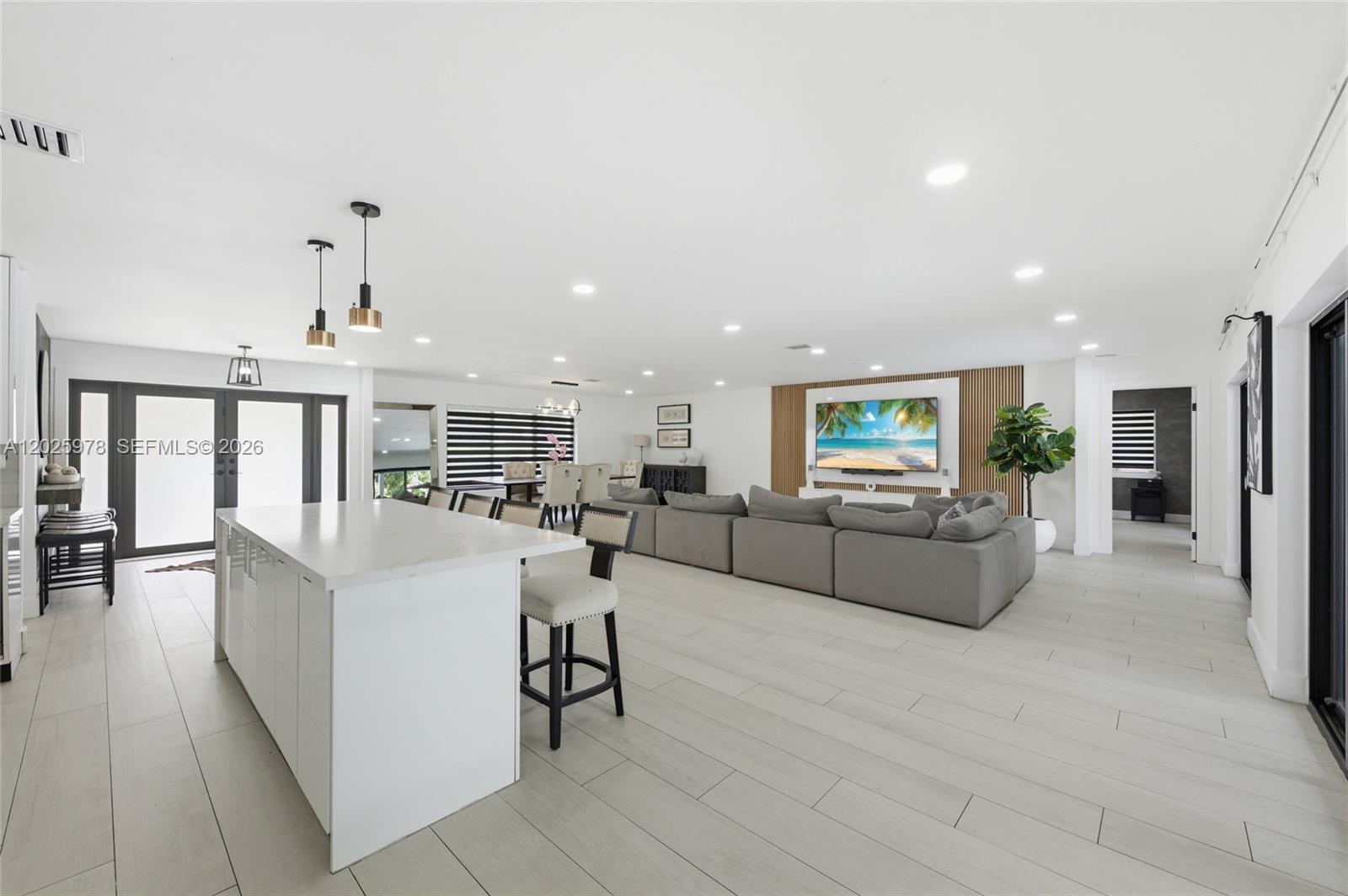 Property photo # 4