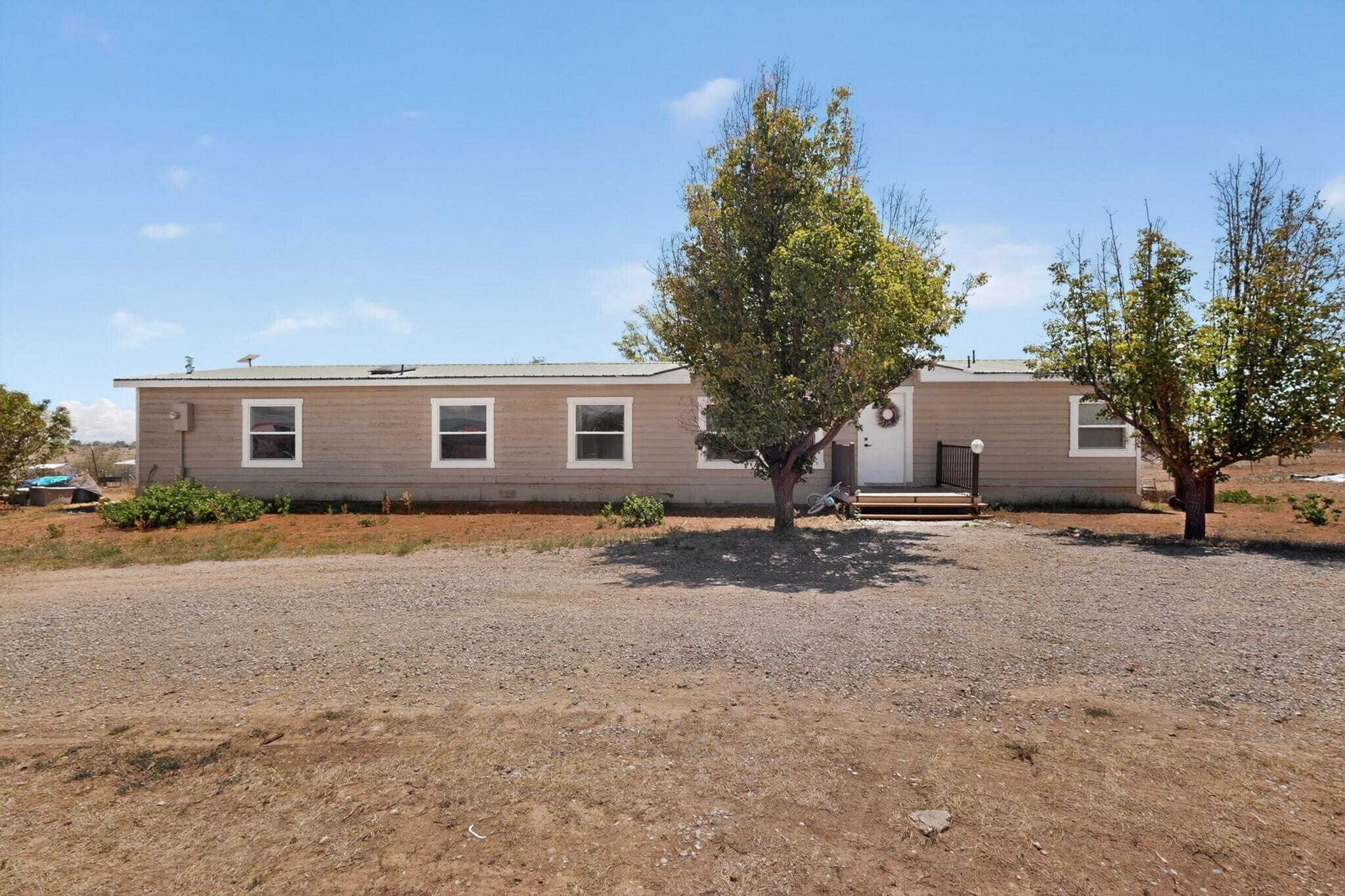 2nd image of 4 Forest Ct, Edgewood, NM 87015 | MLS# 1104488