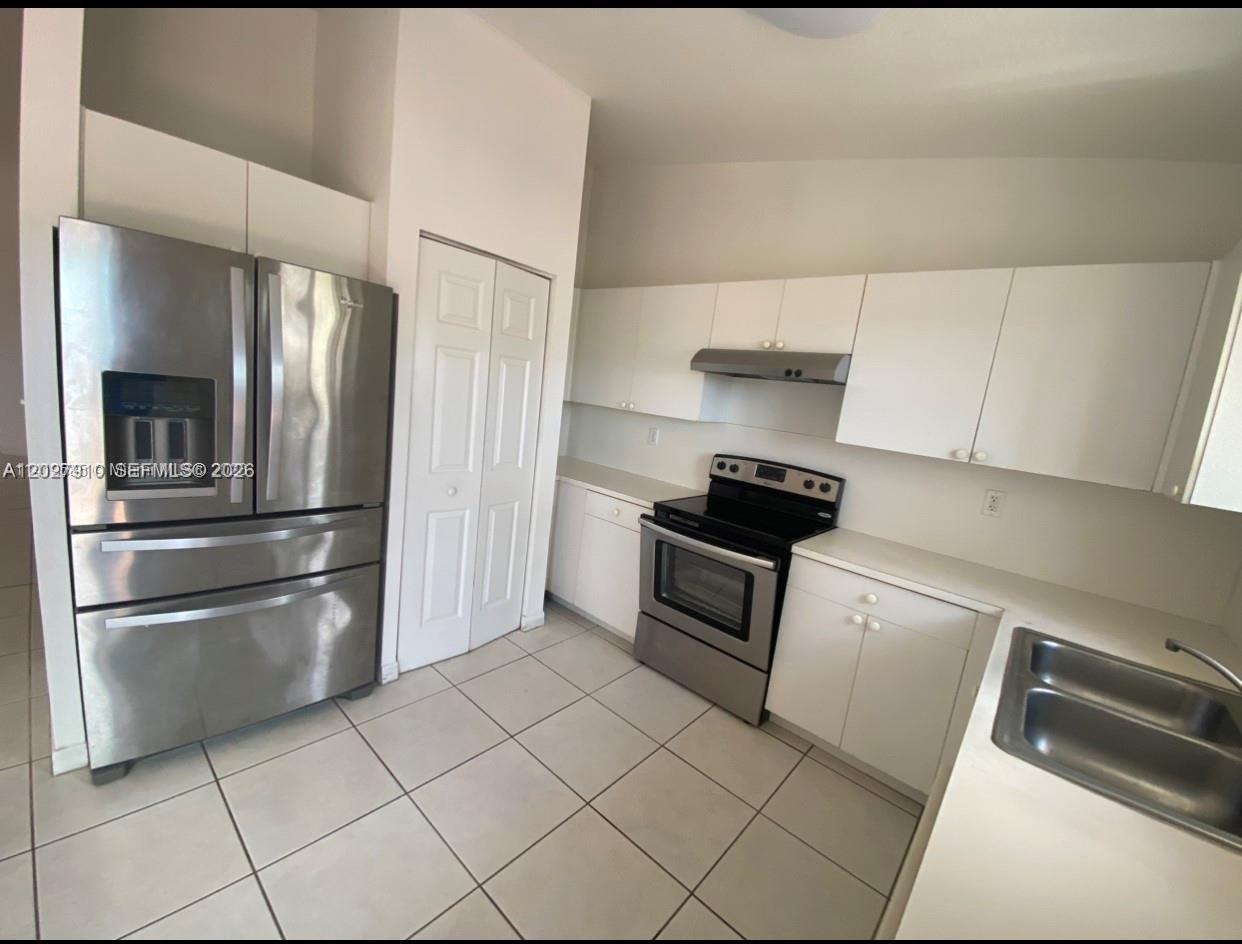 Property photo # 2