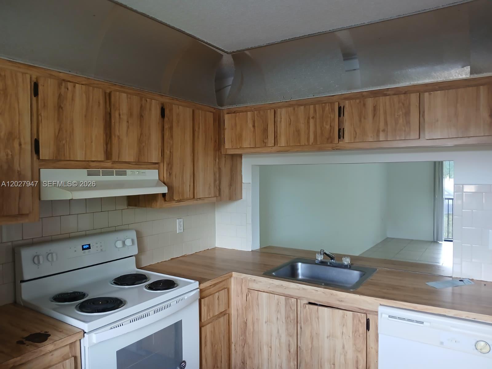 Property photo # 7