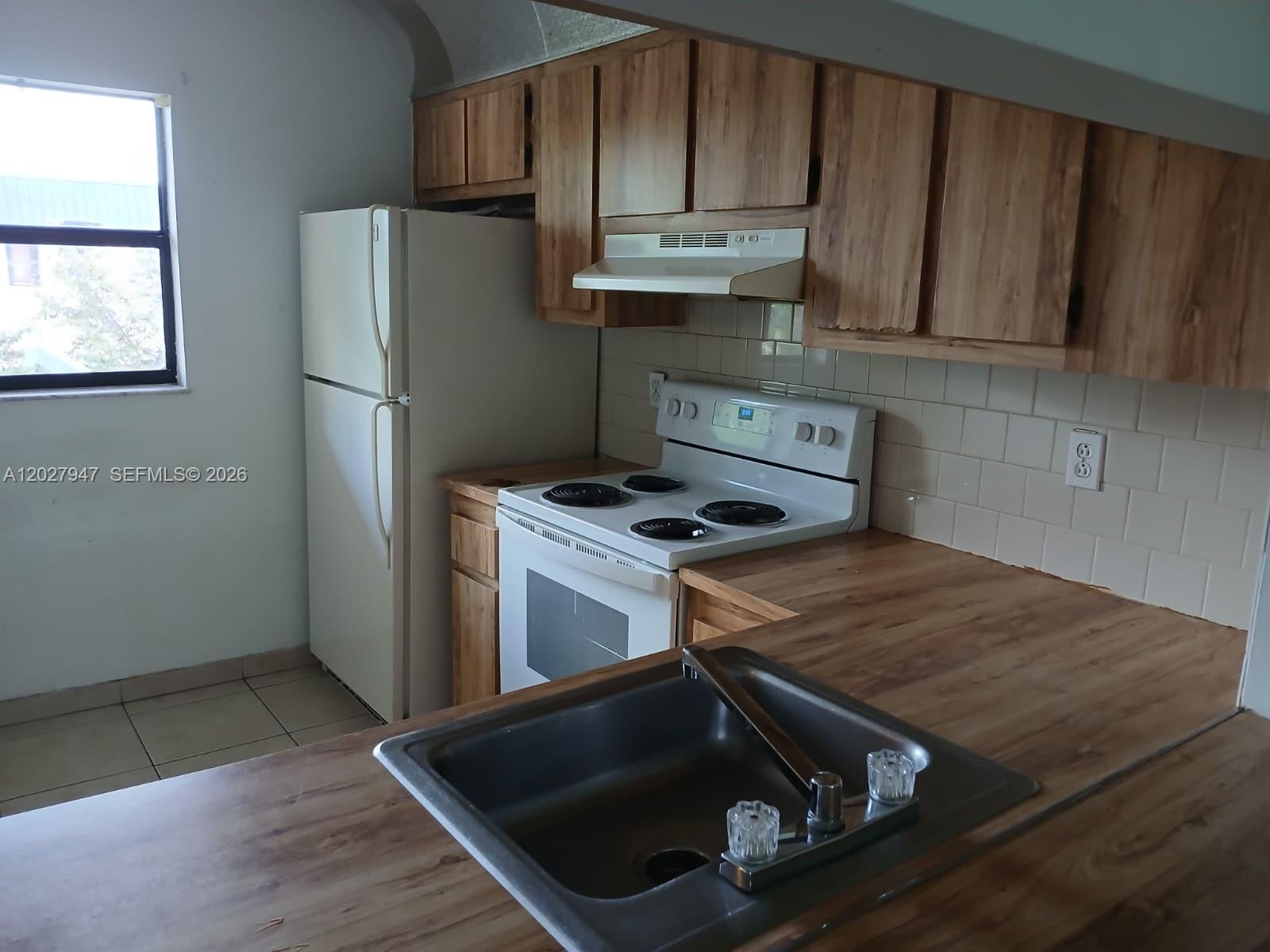 Property photo # 3