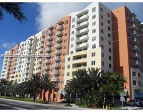 Venture At Aventura East