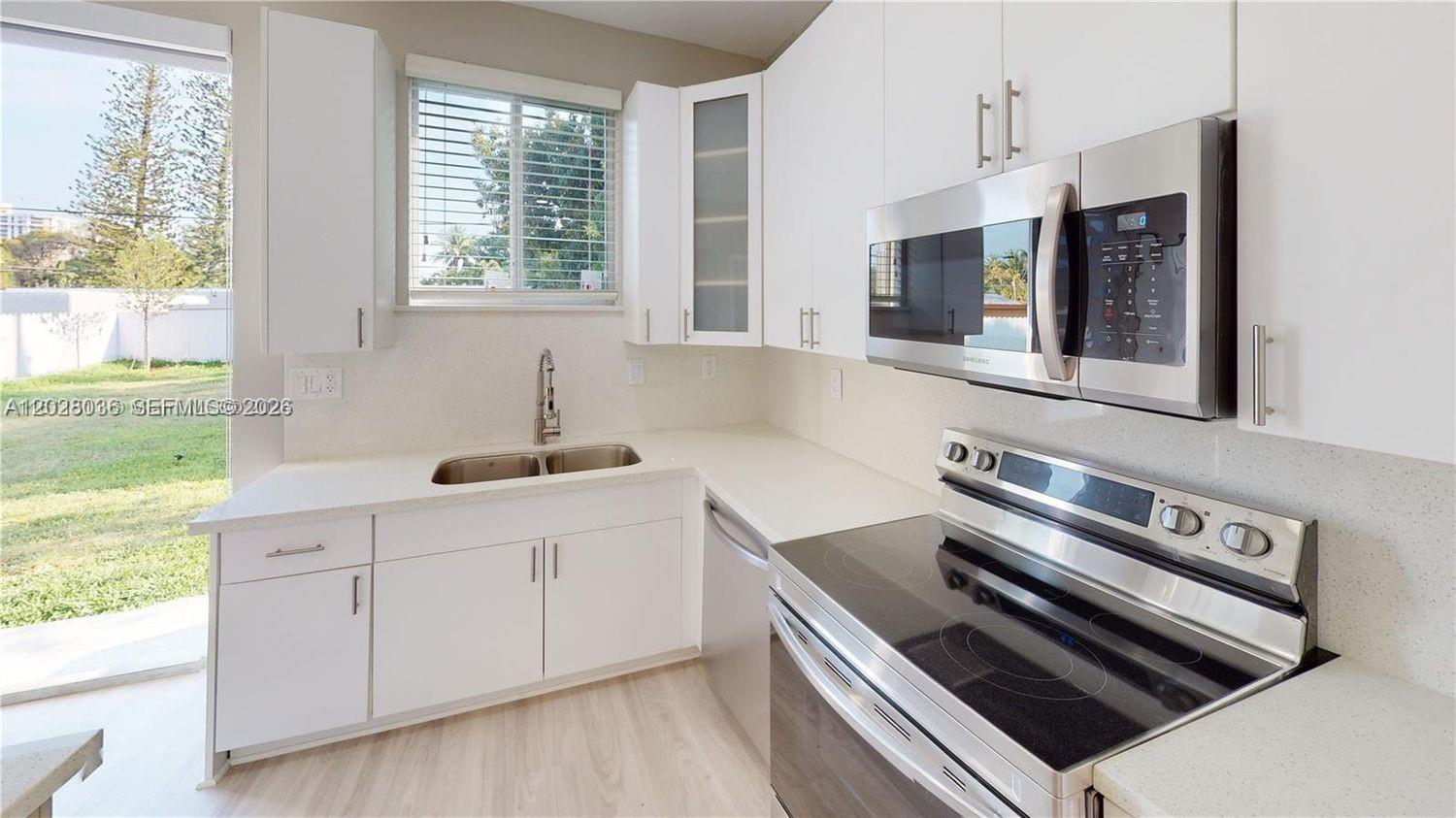 Property photo # 9