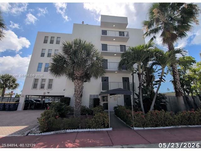 Clinton Condo