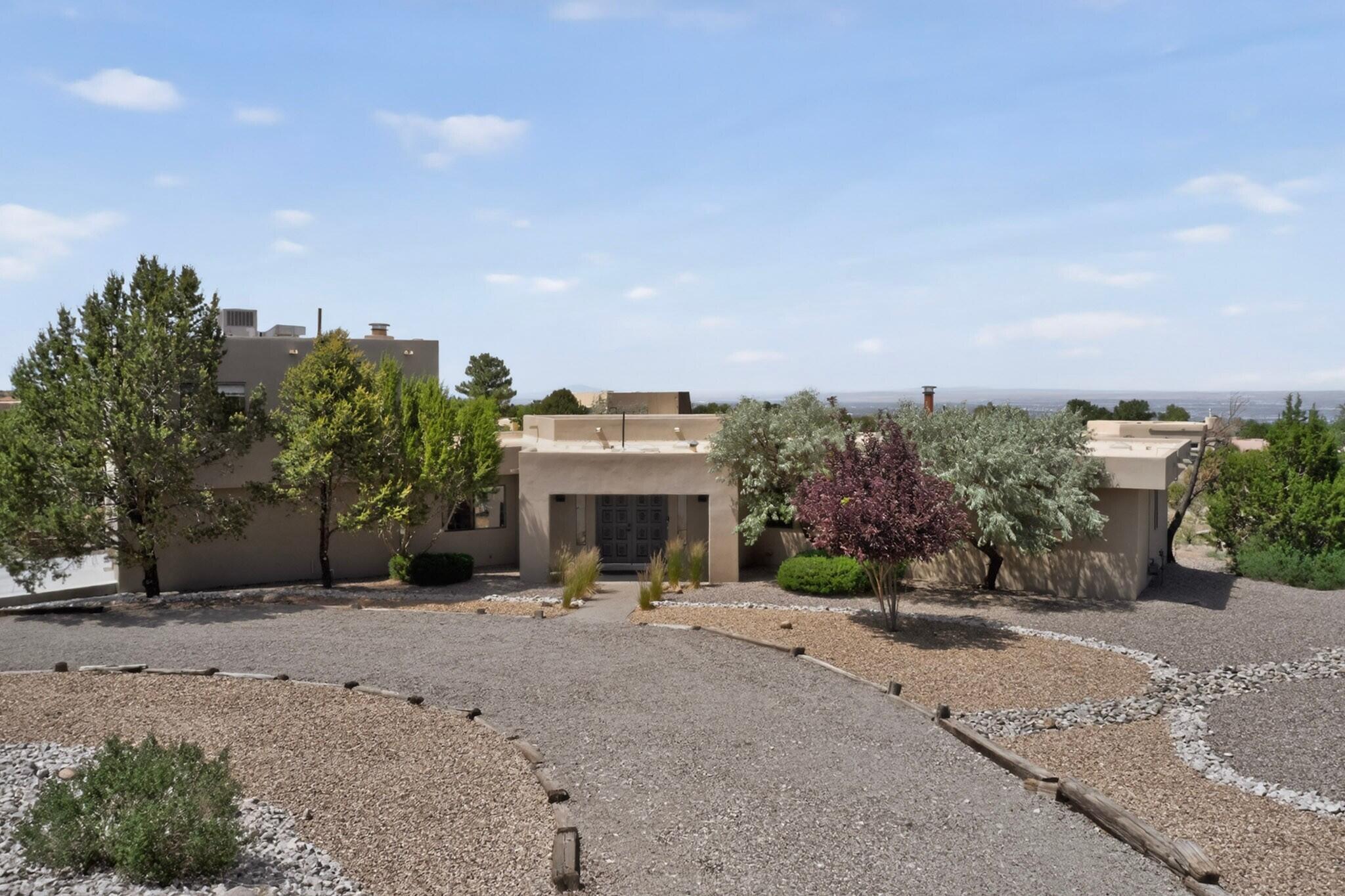 3rd image of 984 Lynx Loop Ne, Albuquerque, NM 87122 | MLS# 1104525
