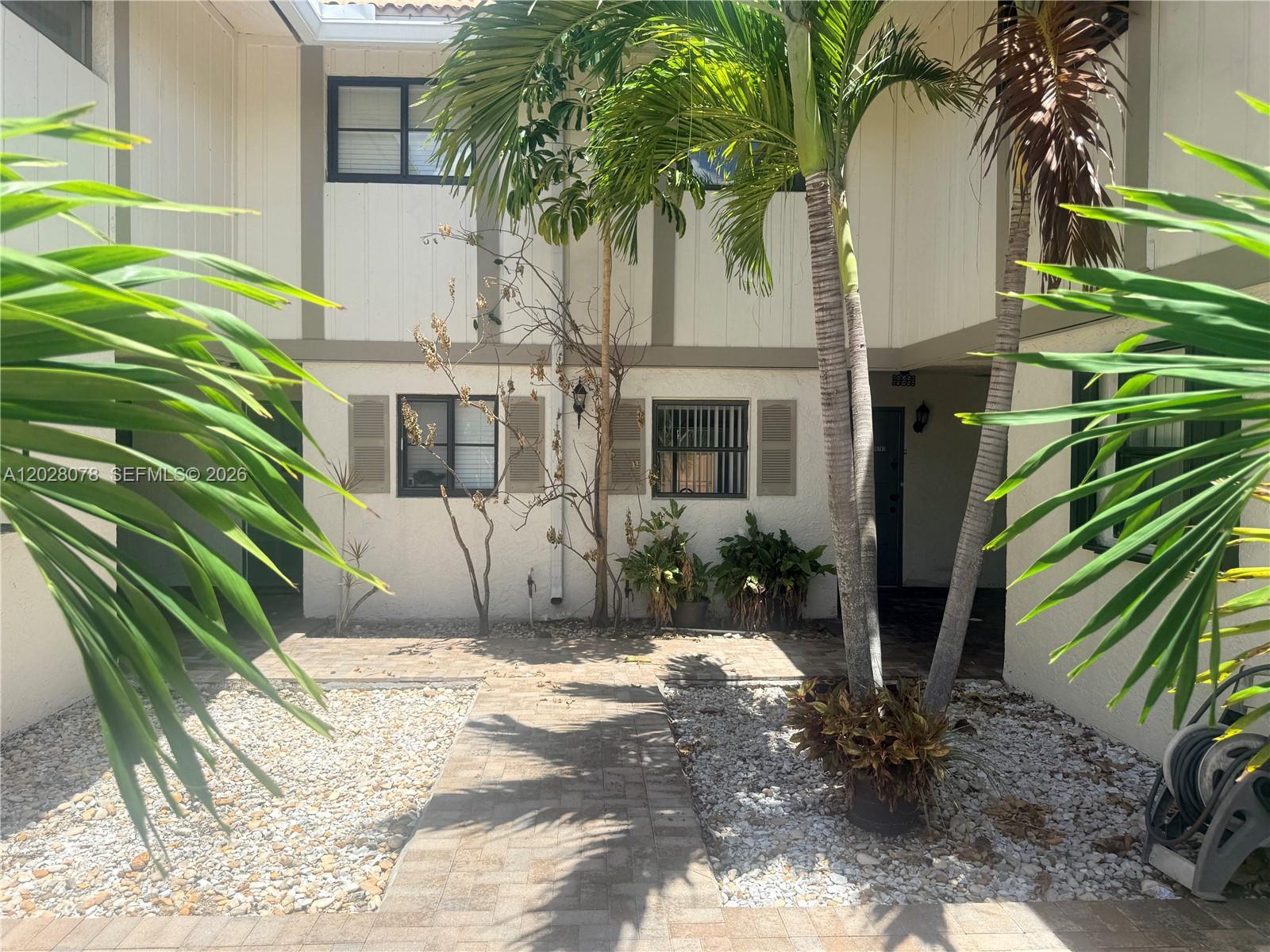 Property photo # 0