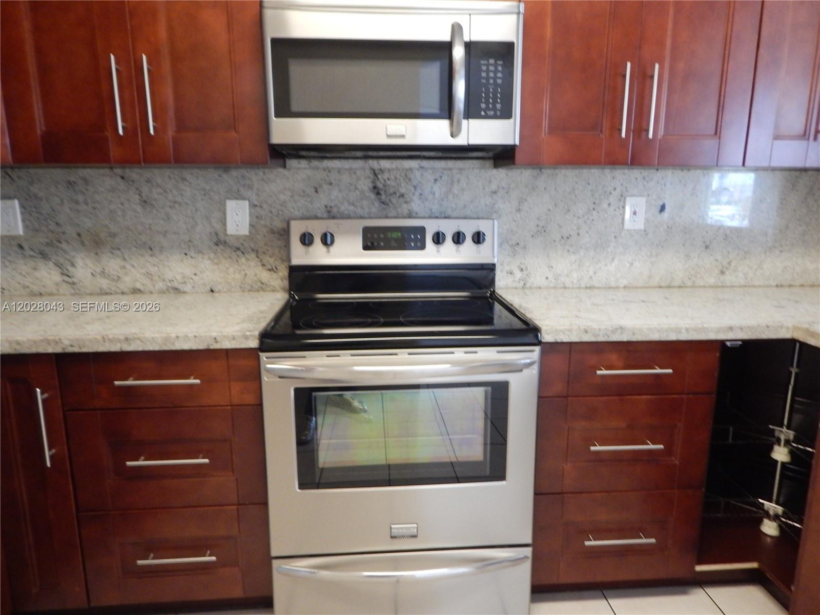 Property photo # 7