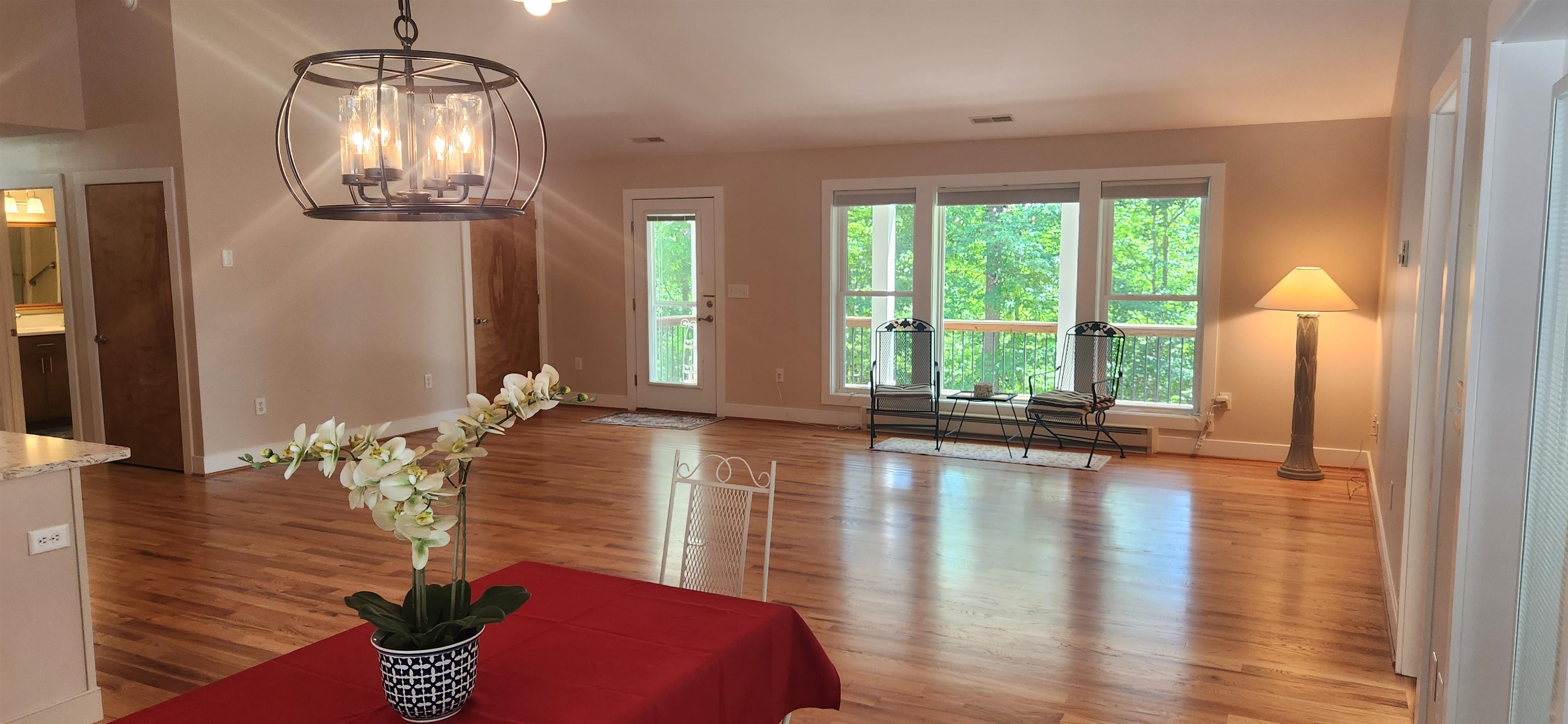 106 Miss Phillips Rd