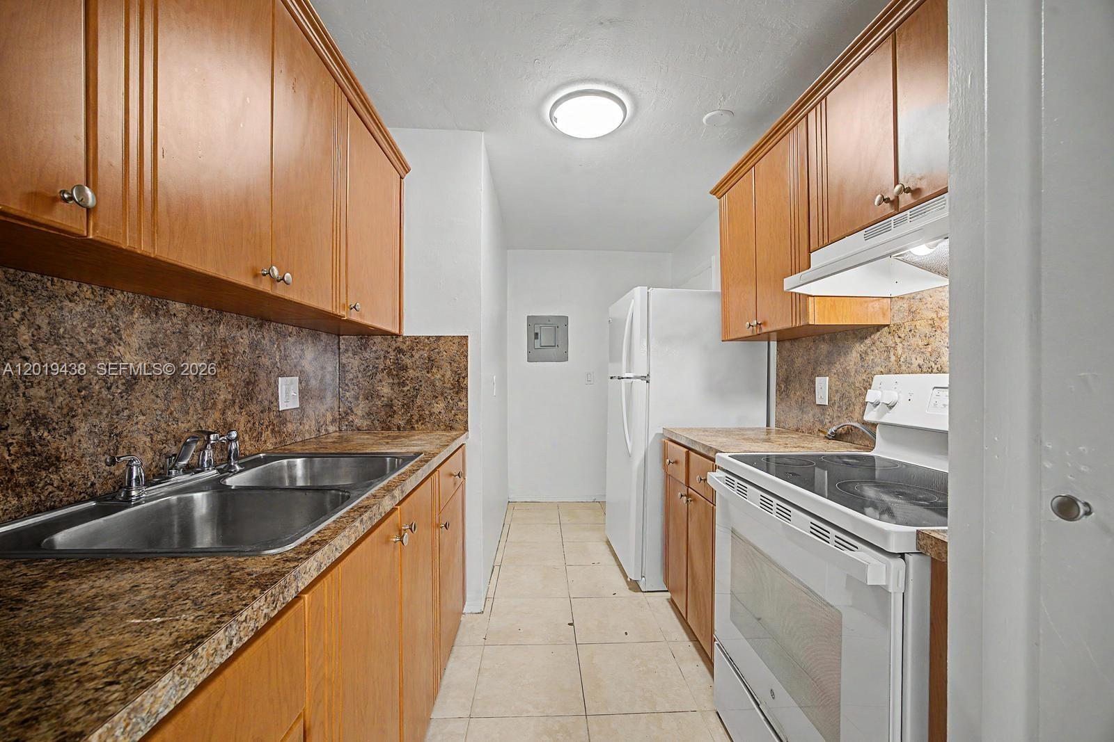 Property photo # 8