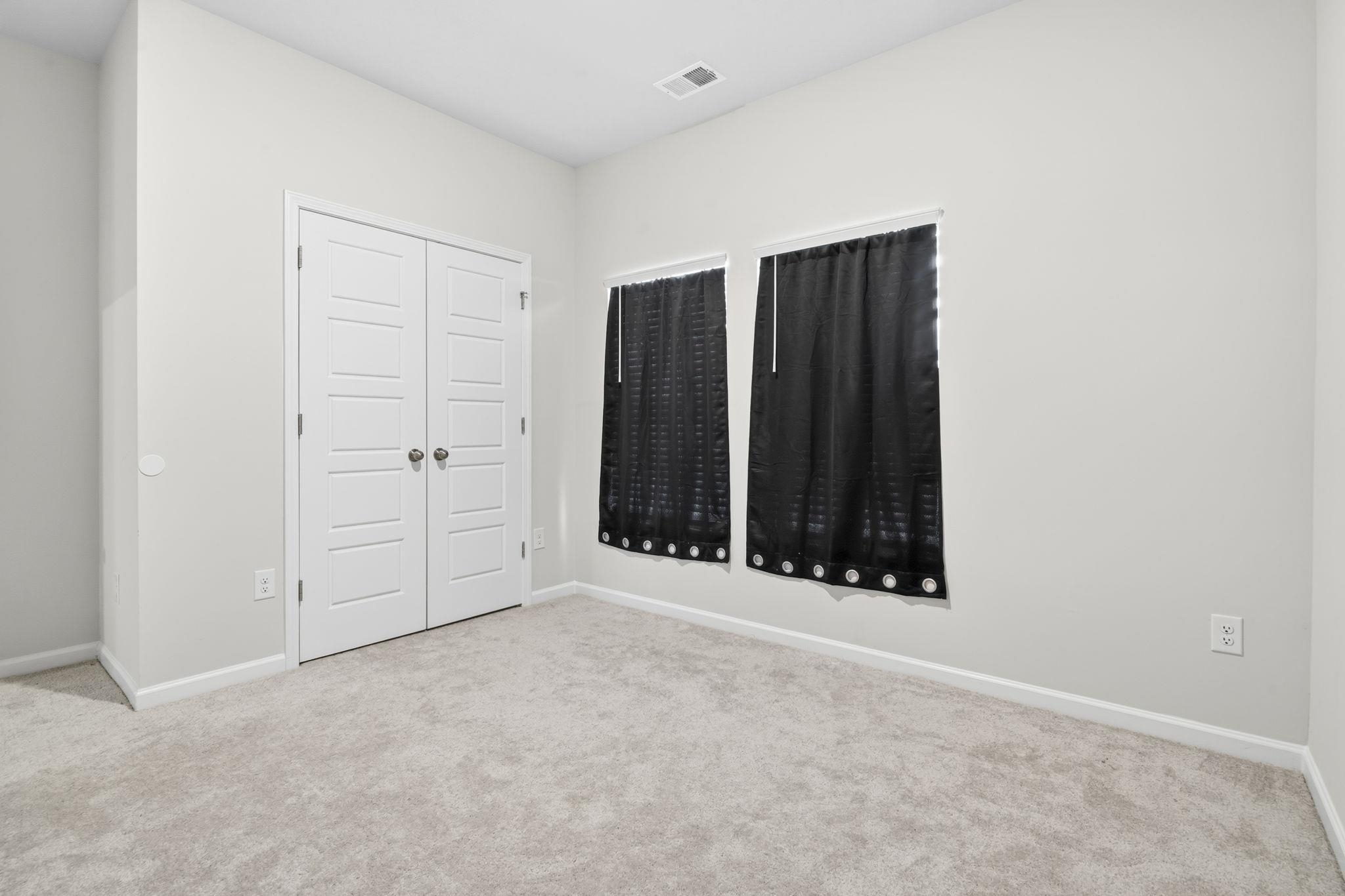 2614011 | Photo 23