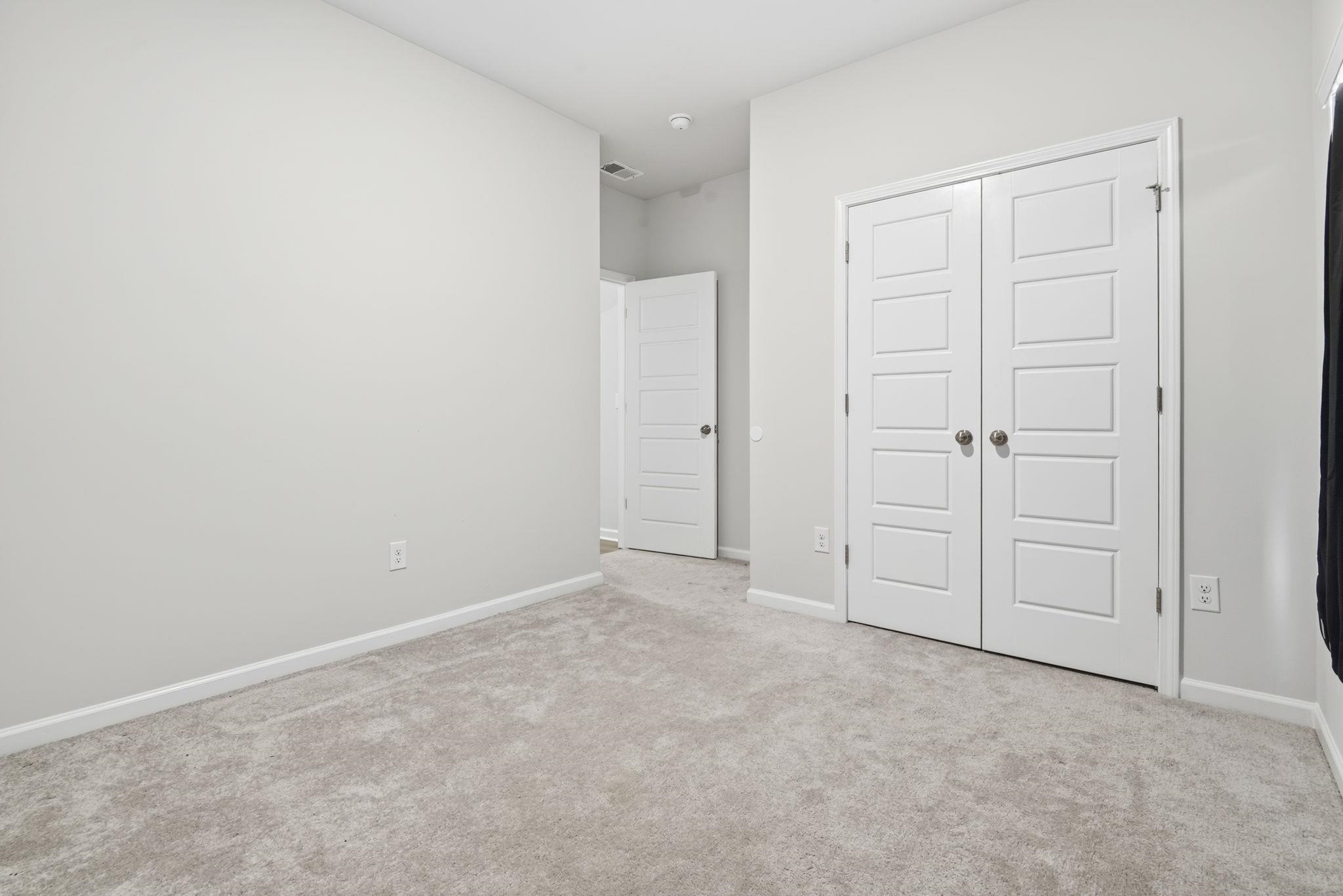 2614011 | Photo 24