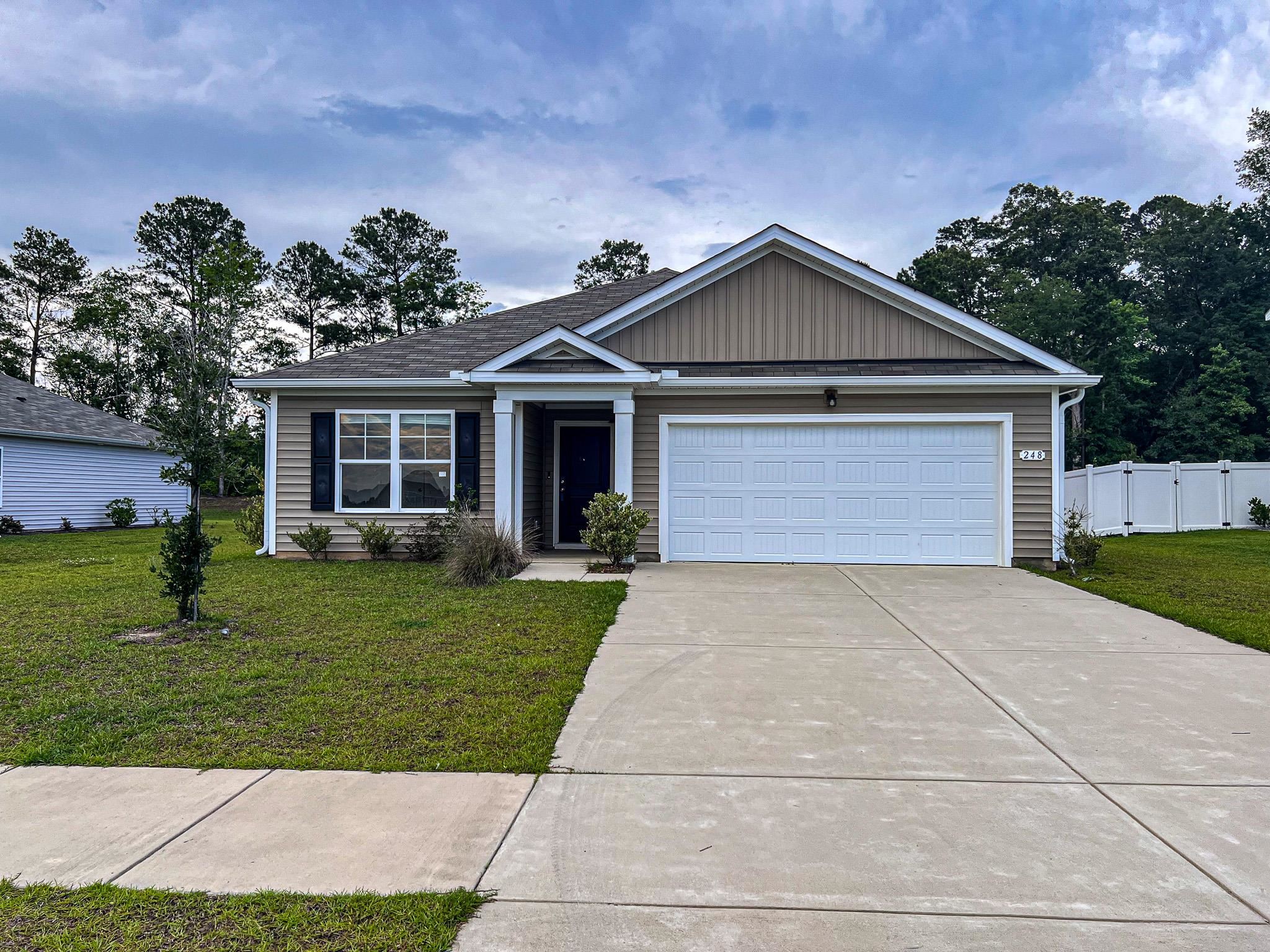 248 Country Grove Way Galivants Ferry, SC 29544