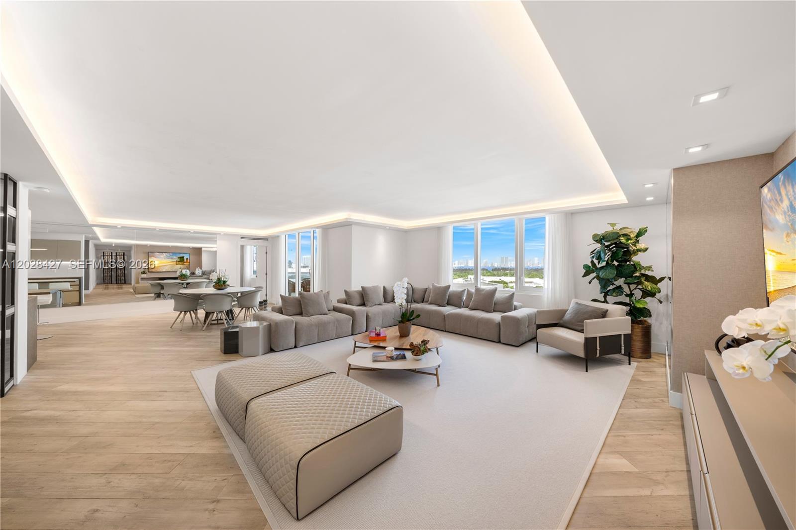 Roney Palace Condo