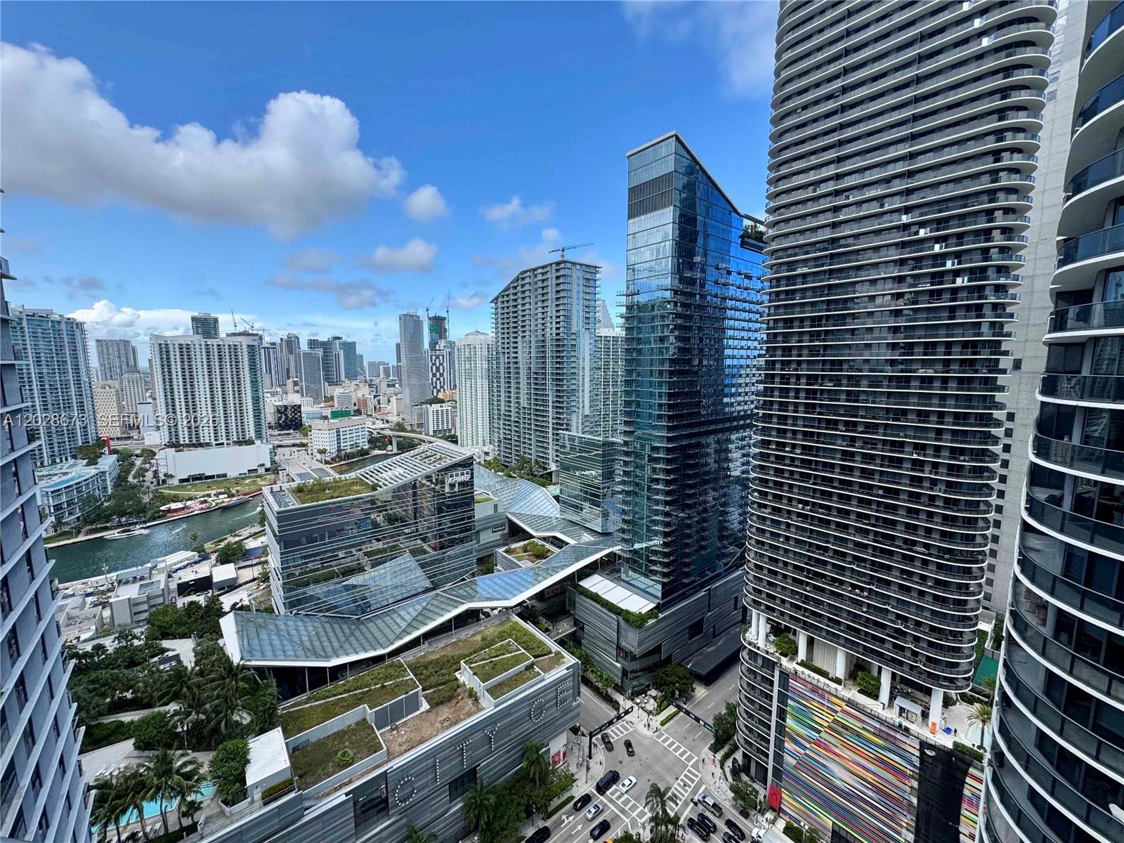 Brickell Heights West Con